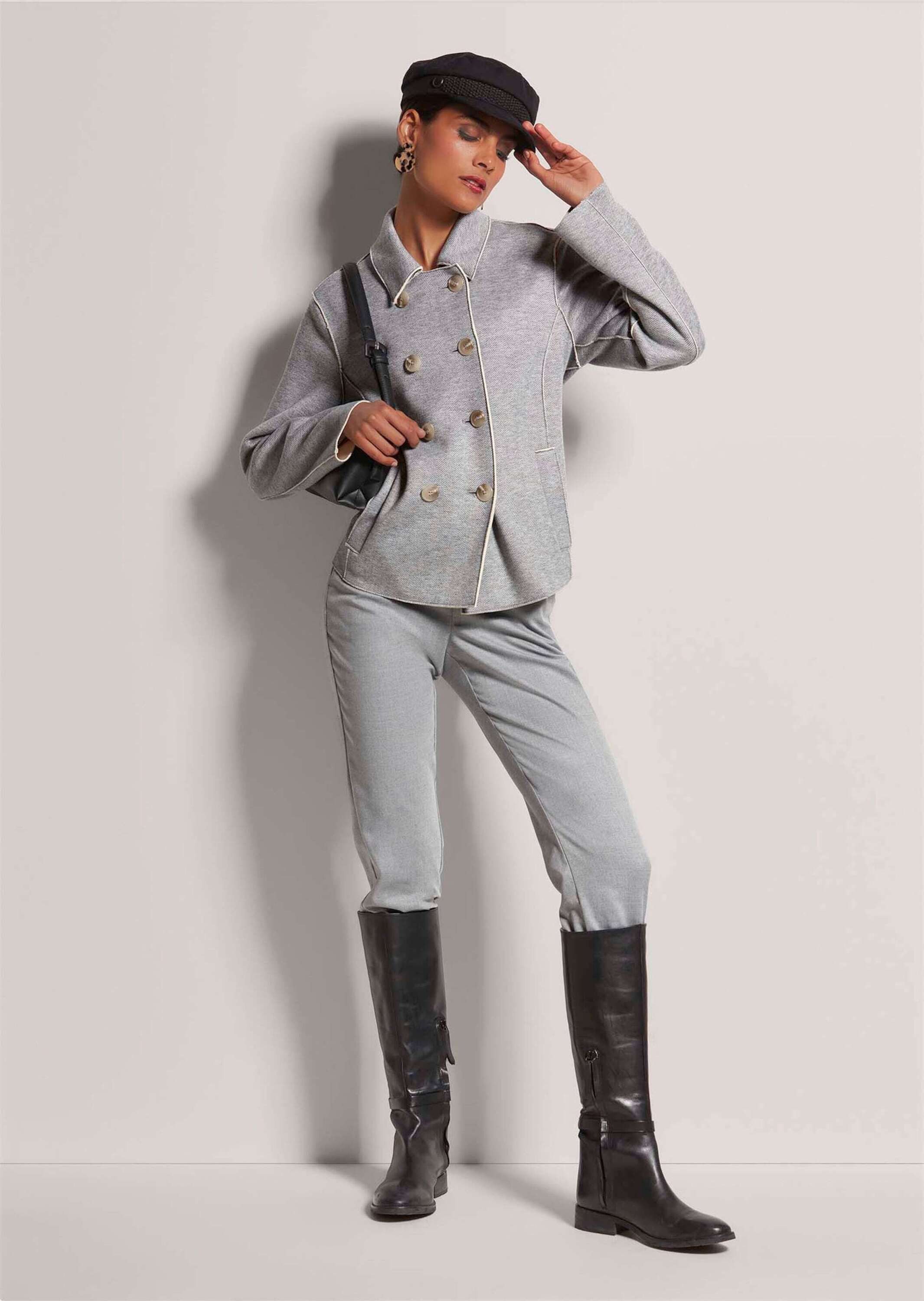 MADELEINE Kurzblazer Blazer in Doubleface-Qualität