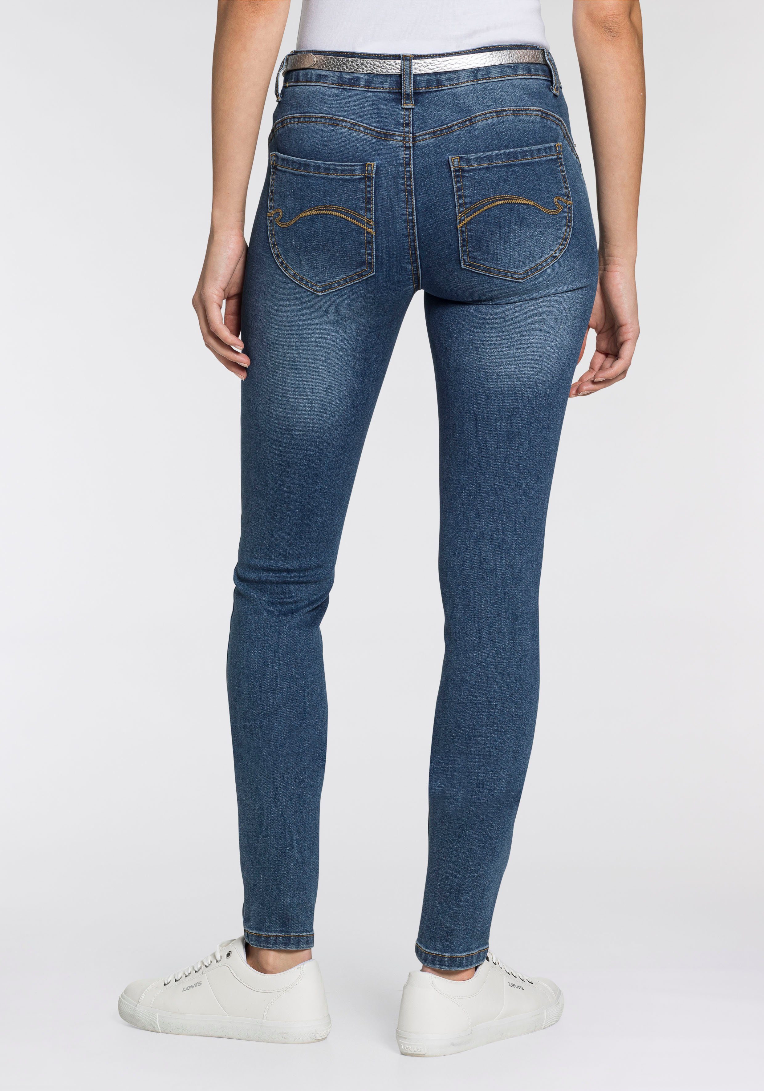 SKINNY KangaROOS 5-Pocket-Jeans PUSH-UP Shaping-Effekt mit