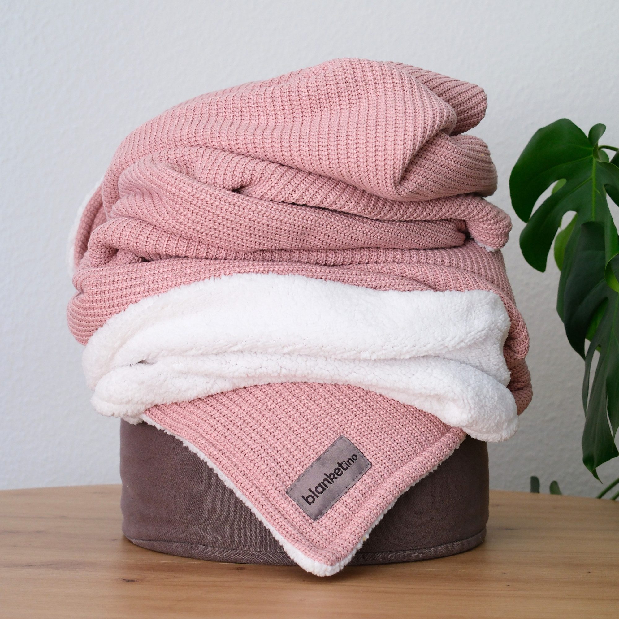 Wohndecke Premium Kuscheldecke mit Baumwollstrick, blanketino, extra voluminös