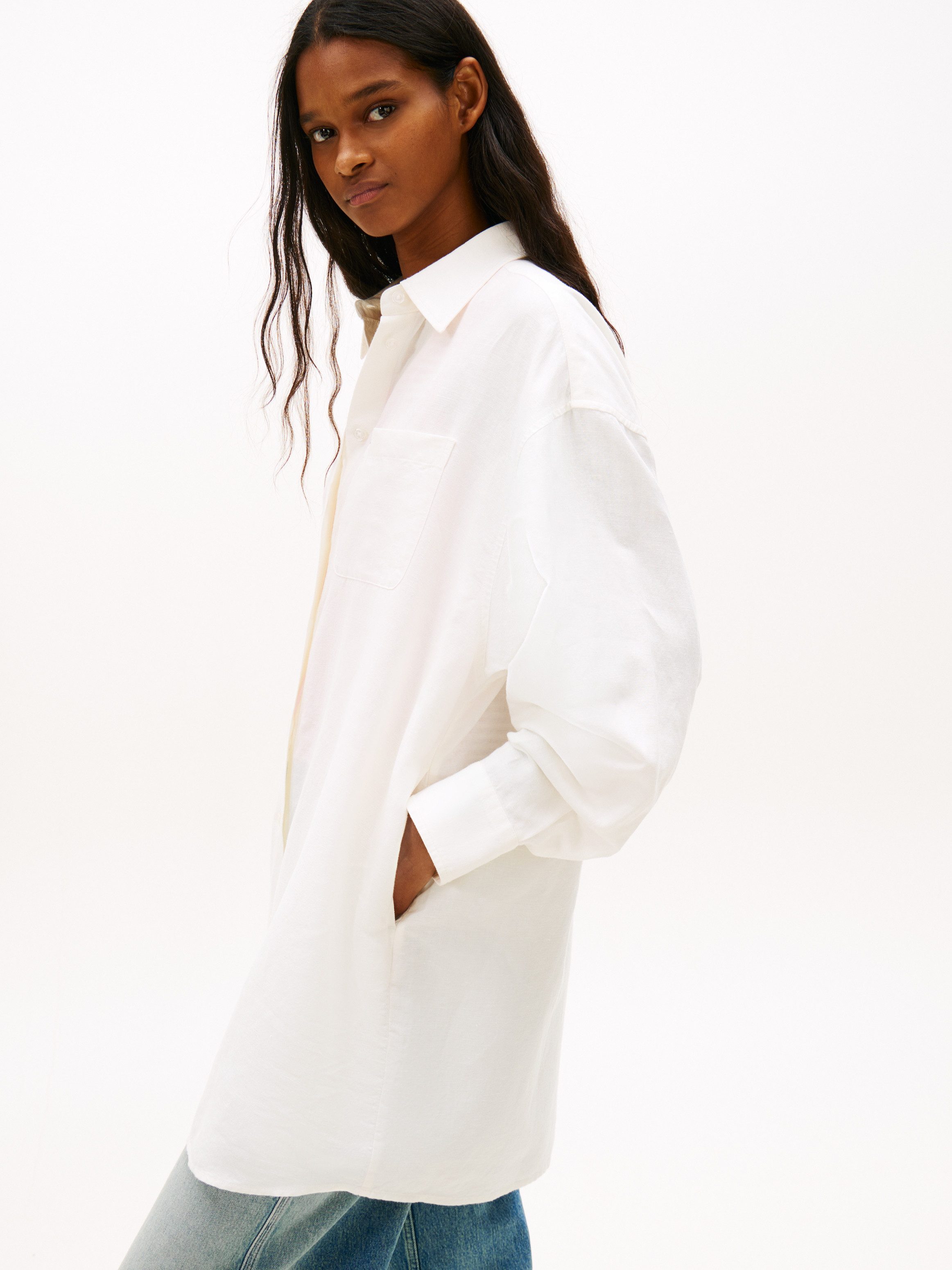Tommy Jeans Hemdblusenkleid TJW LINEN SHIRT DRESS EXT Oversized, mit Knopfleiste