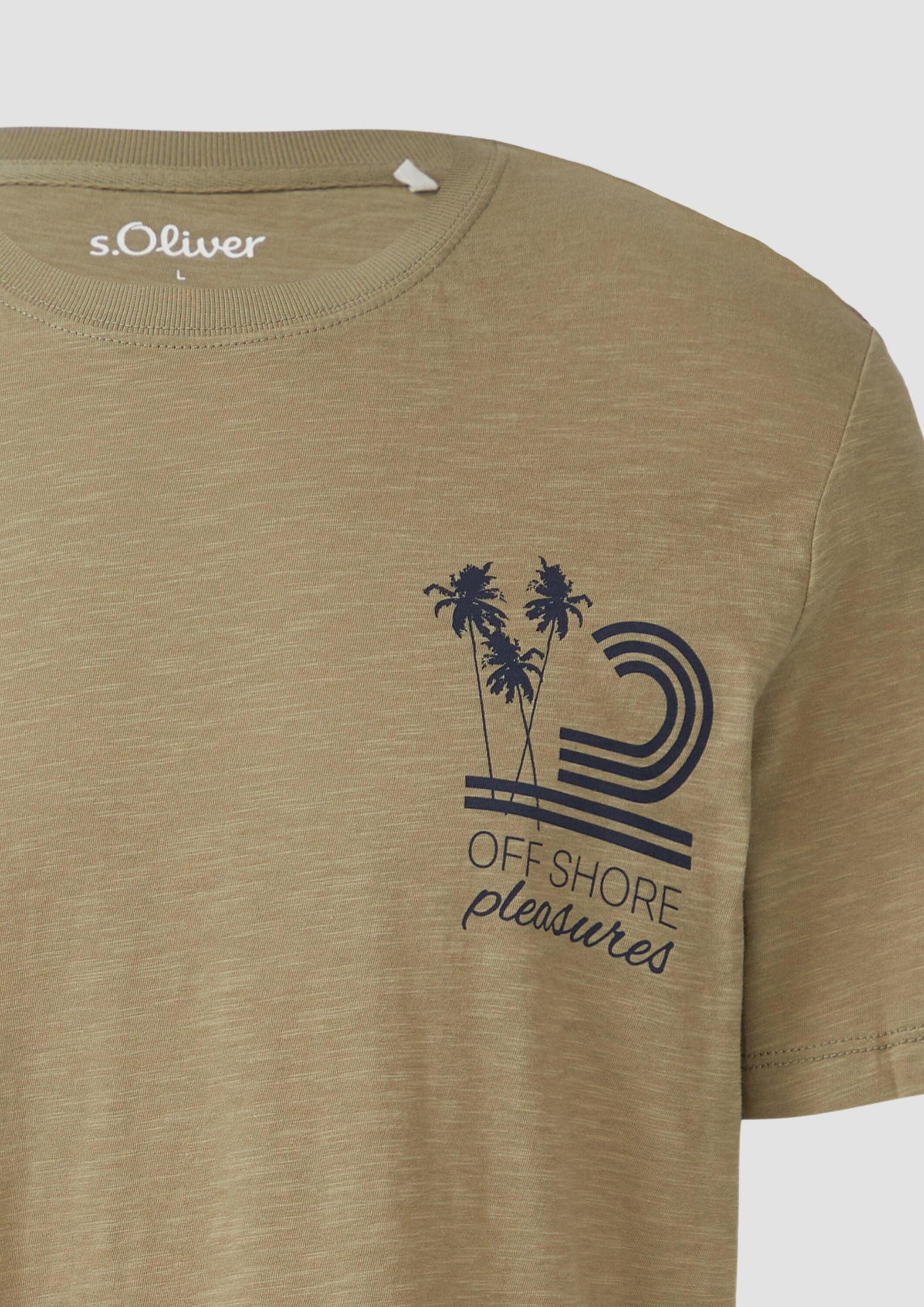 s.Oliver Kurzarmshirt T-Shirt Baumwoll-T-Shirt mit Frontprint und Flammgarnstruktur