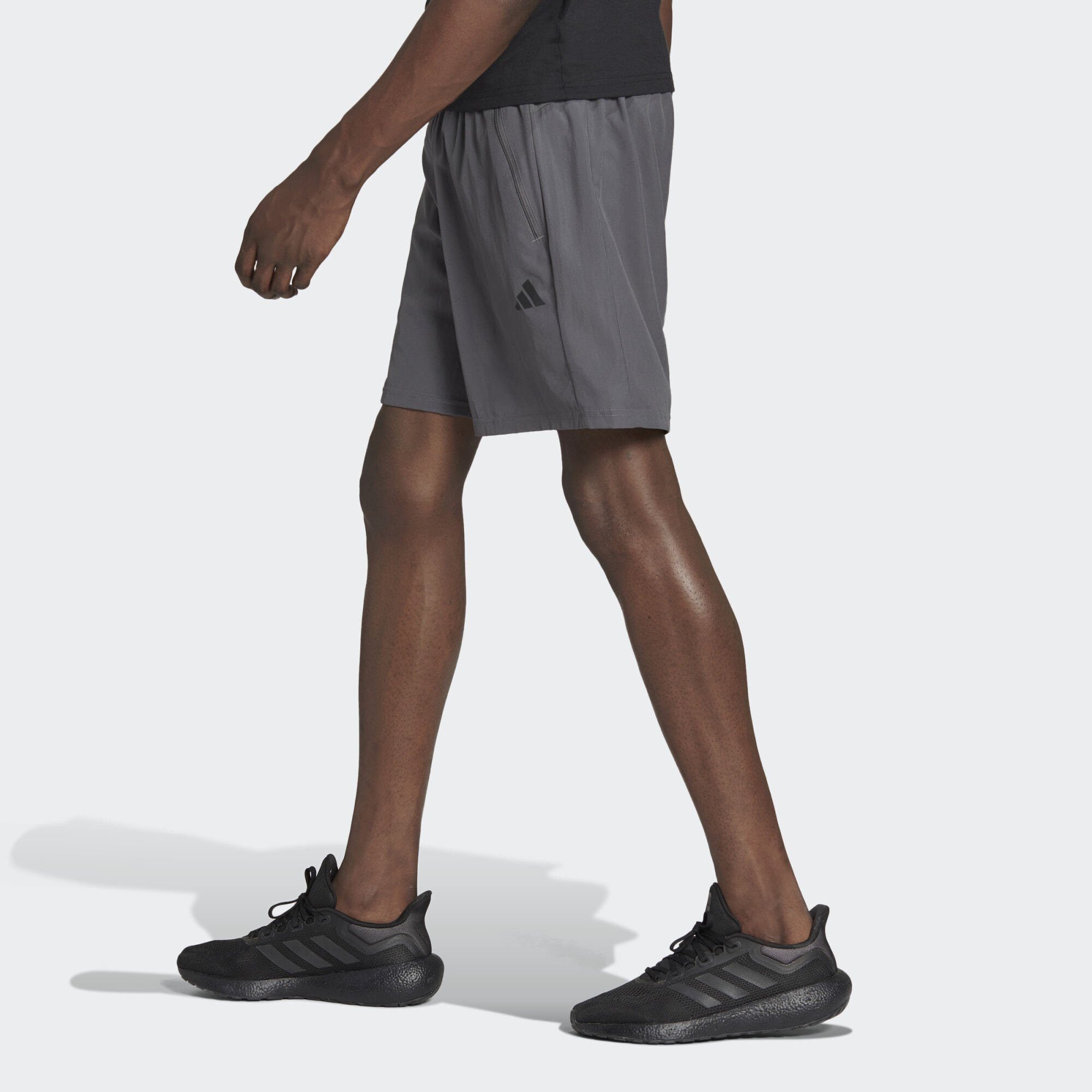 adidas Performance Sweatshorts TRAIN ESSENTIALS WOVEN TRAINING SHORTS (1-tl günstig online kaufen