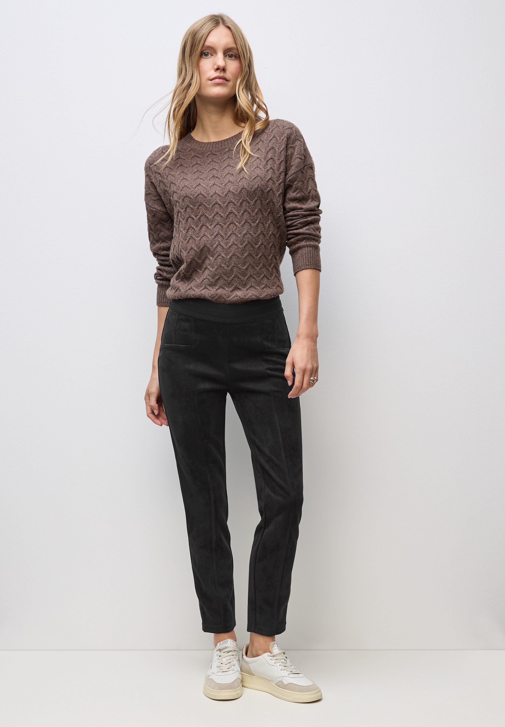 STREET ONE Stoffhose aus Velour – Bild 4 von 5