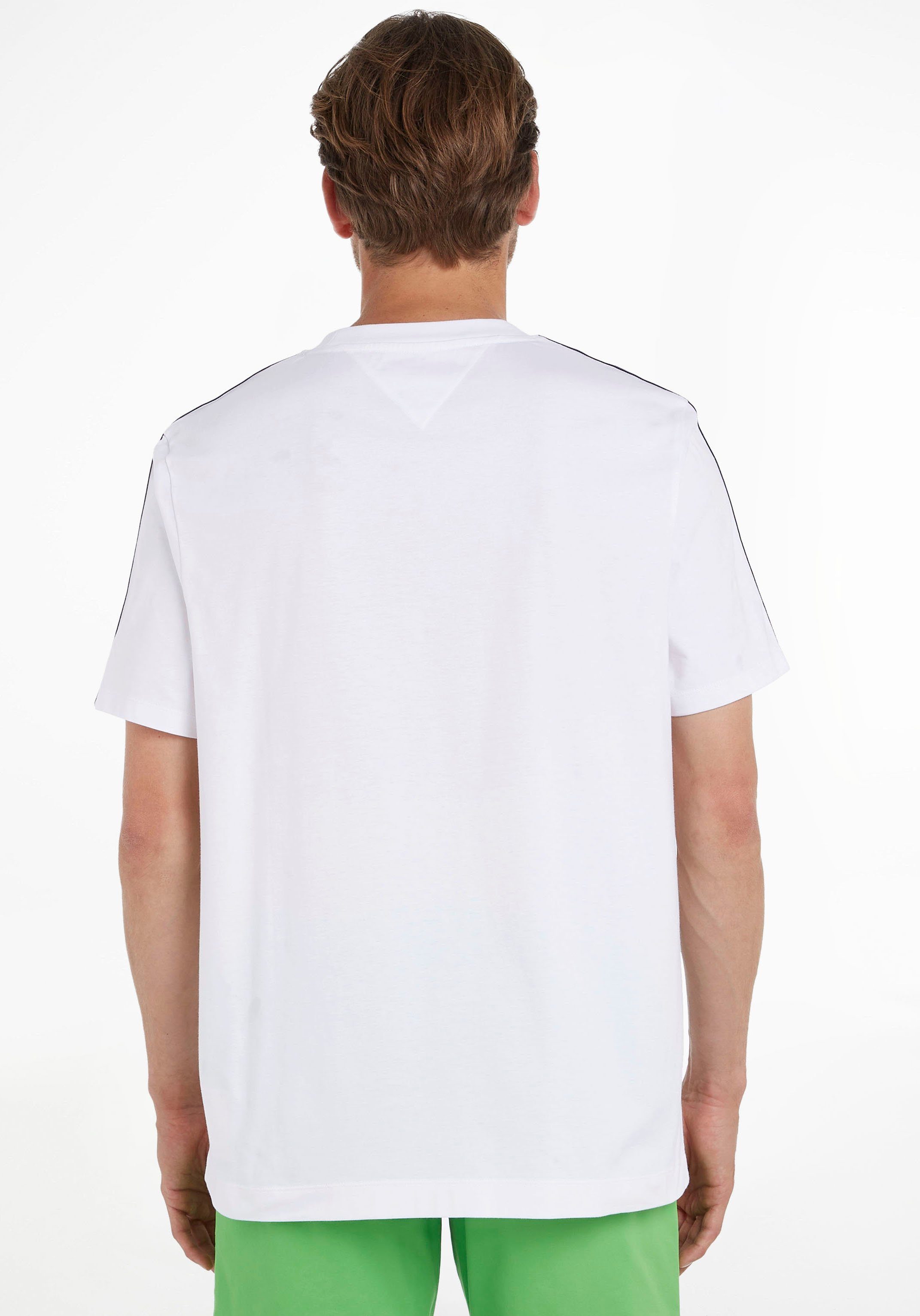 Tommy Hilfiger Rundhalsshirt GLOBAL STRIPE Ärmeln in TH-Farben an White TEE Streifen PREP beiden mit