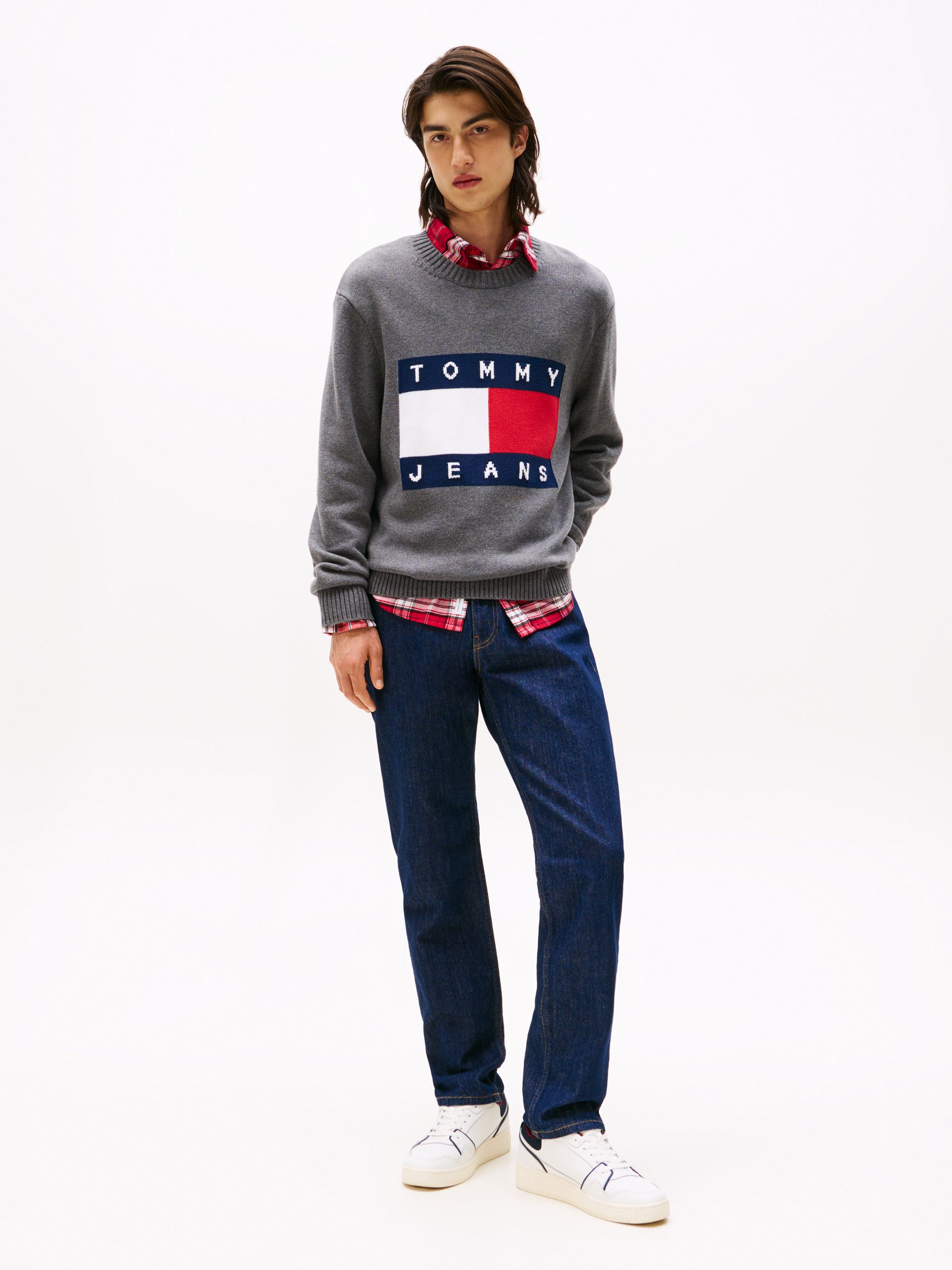 Tommy Jeans Strickpullover TJM MELANGE FLAG SWEATER Regular Fit, Rundhals Retro Flag Classic