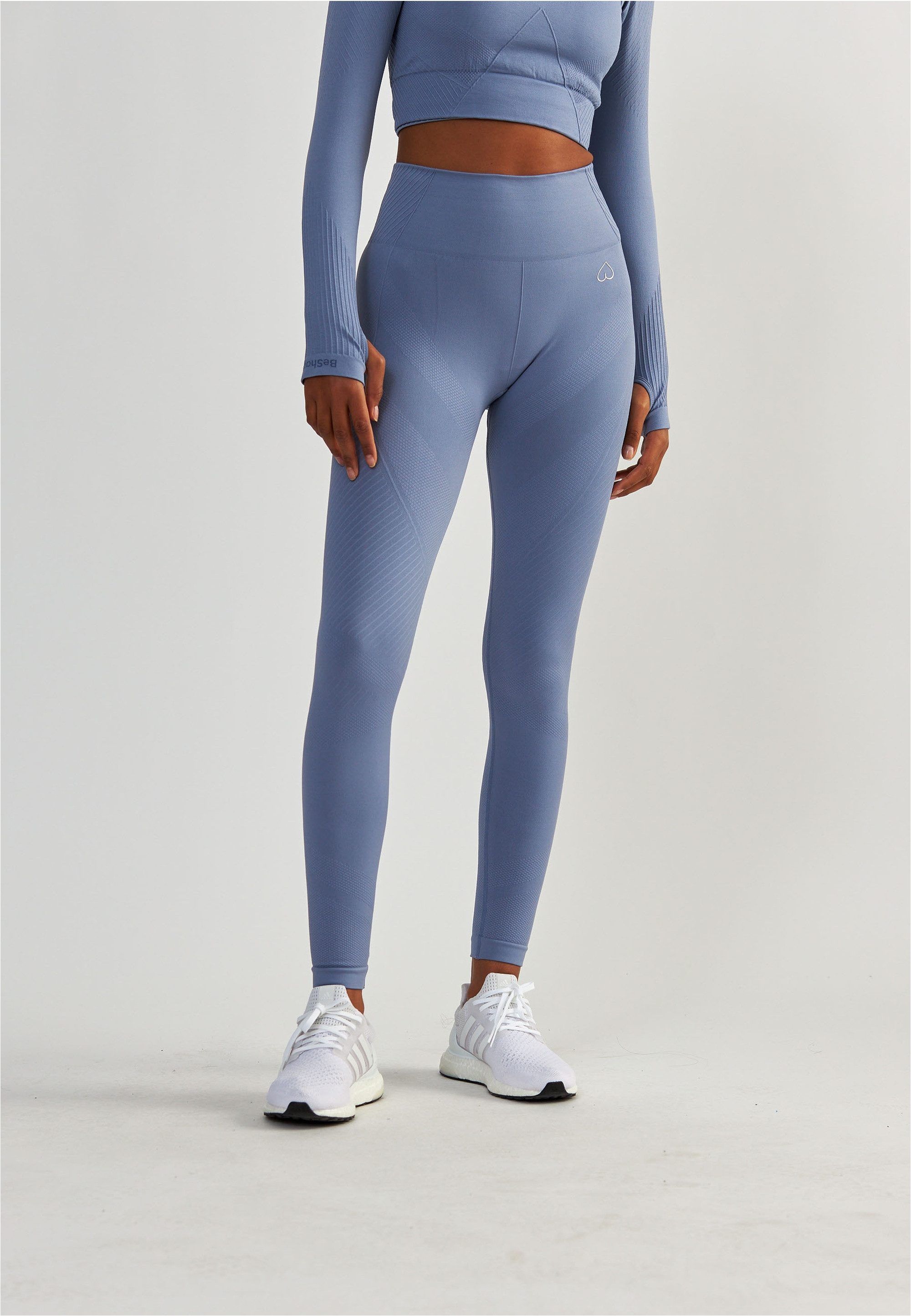 BeShaped Trainingstights "Femme Force", (1 tlg.), mit angesagtem Jacquard-M günstig online kaufen