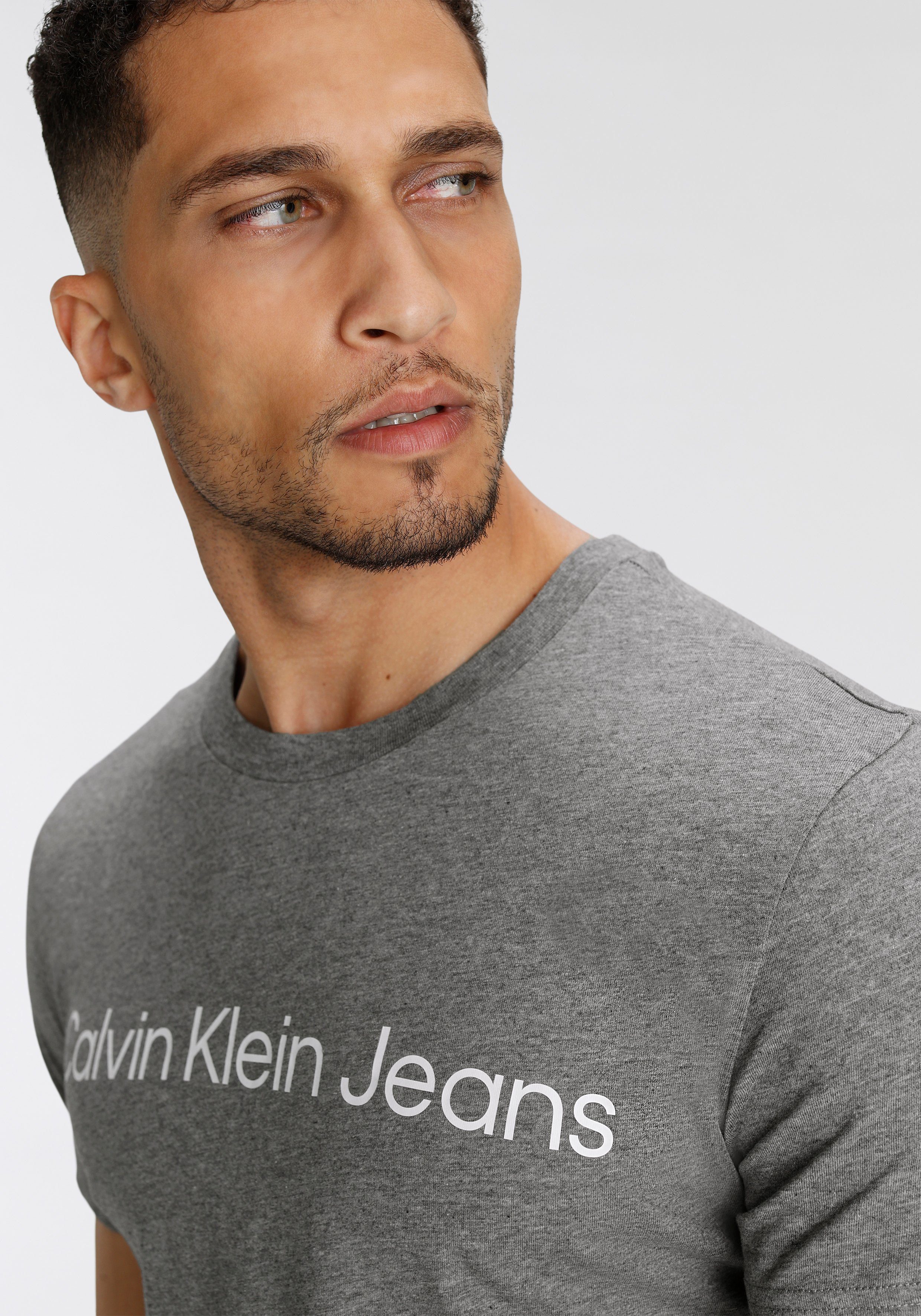 INSTITUTIONAL TEE LOGO Klein Calvin Grey T-Shirt CORE Mid Jeans Heather SLIM