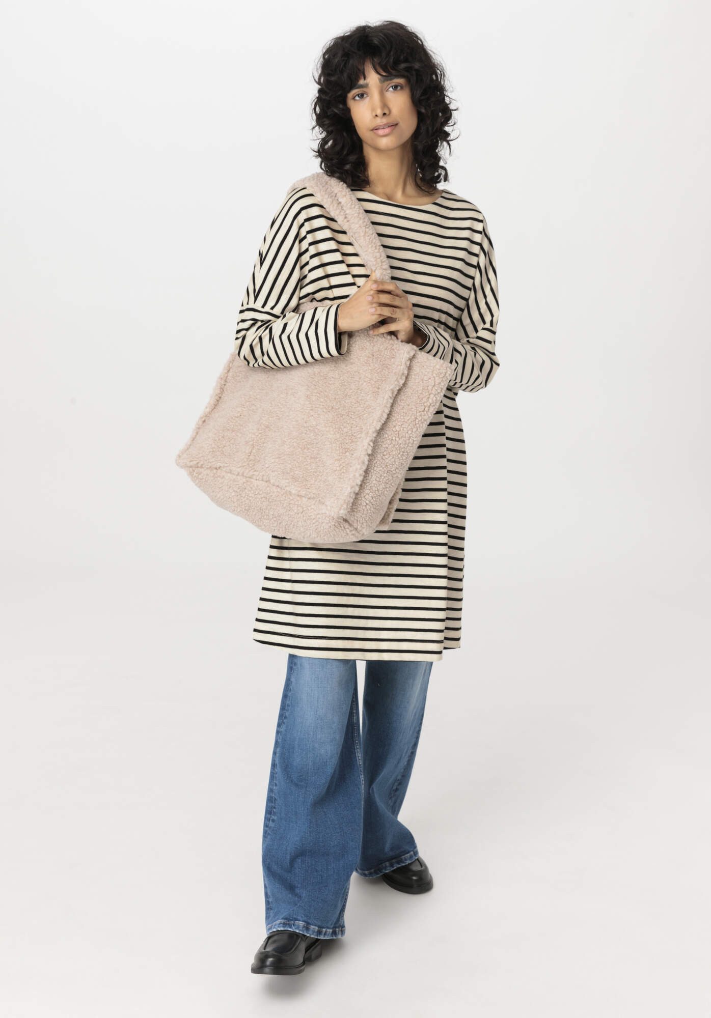 Hessnatur Jerseykleid Oversize aus reiner Bio-Baumwolle günstig online kaufen