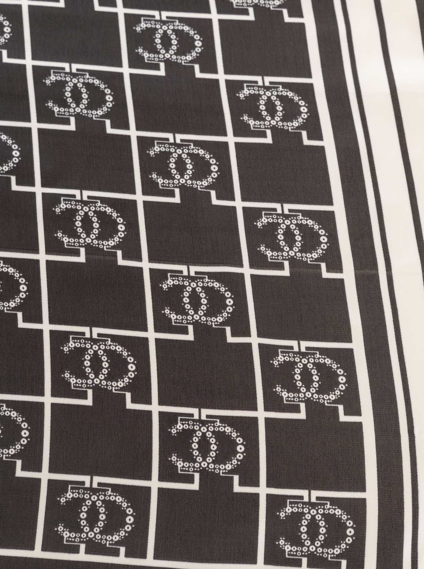 Zwillingsherz Nickituch "Luxury", geometrisches Muster, glänzende Oberfläche