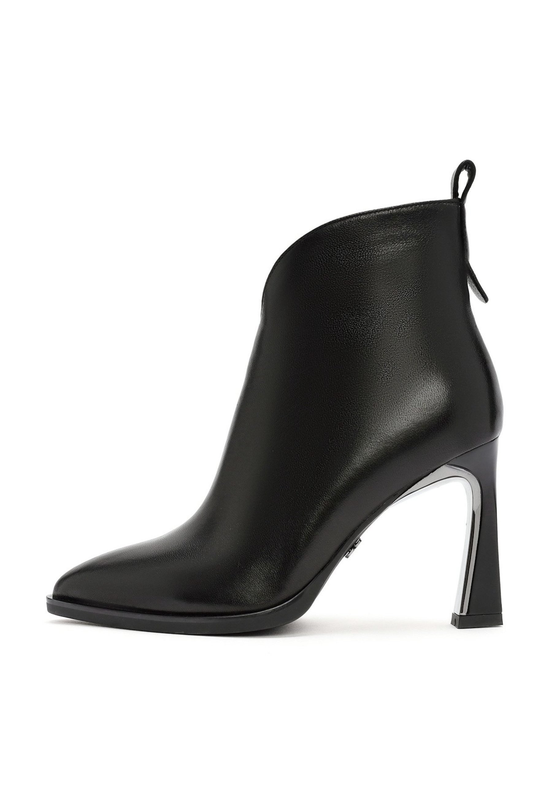 Absatz-Stiefeletten aus Leder Ankleboots