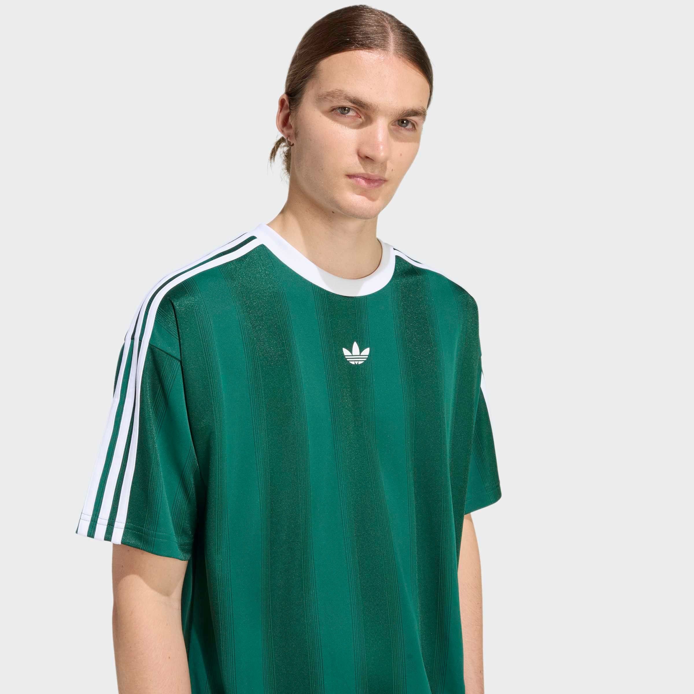 adidas Originals T-Shirt JACQUARD JERSEY lockere Passform, Rundhalsausschnitt, mit klassischem Trefoil Logo