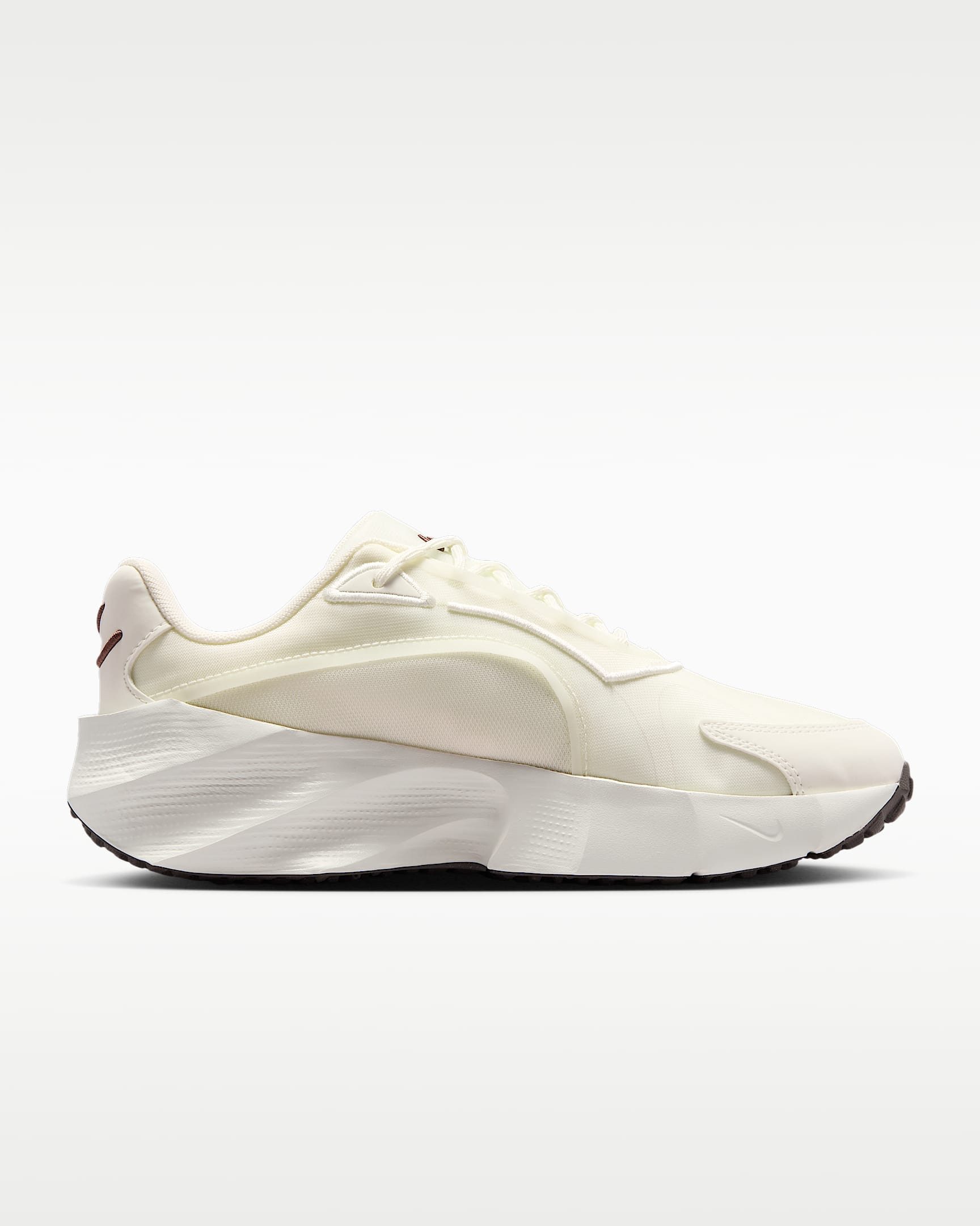 Nike Sportswear Aura Edge Sneaker