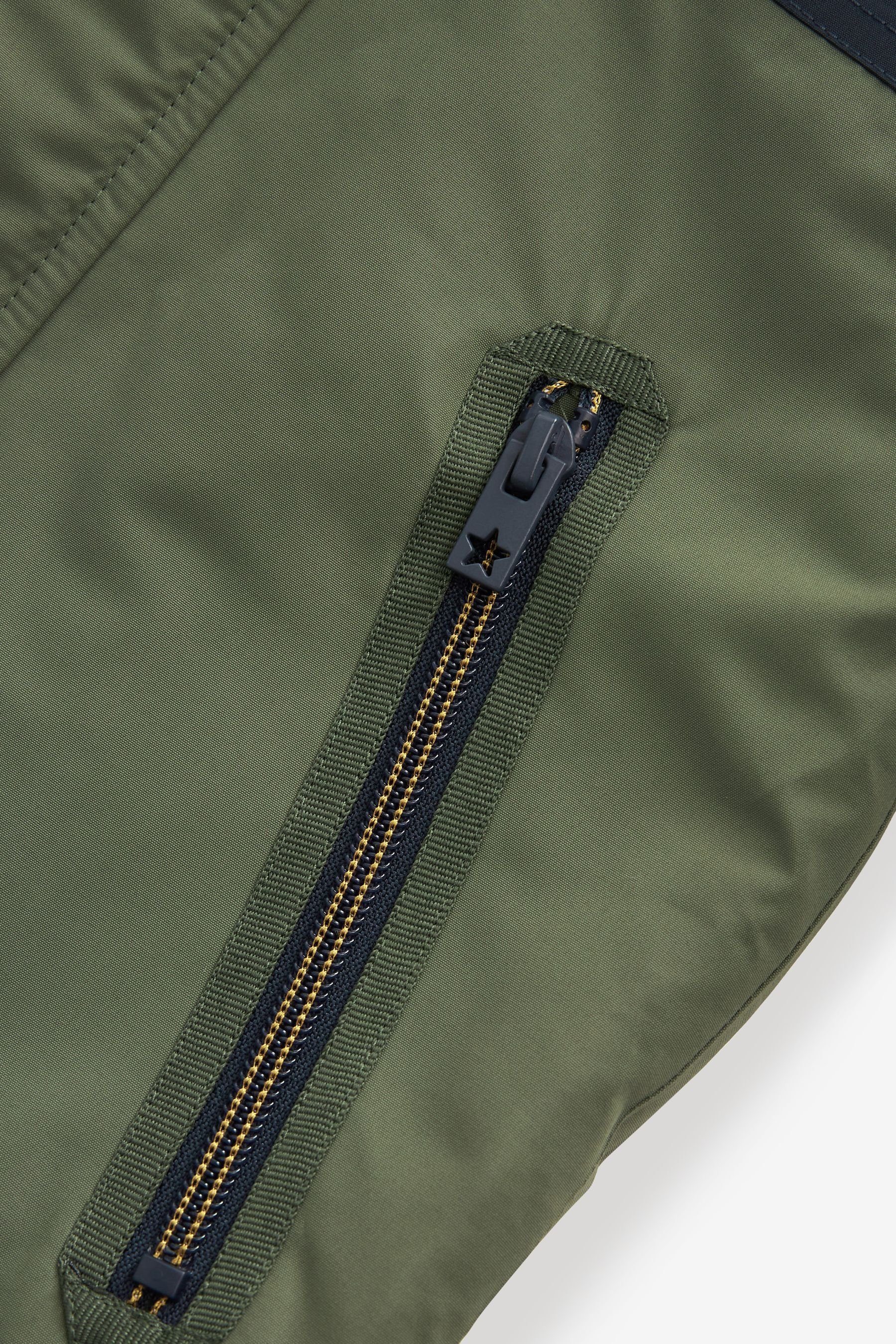 Wasserabweisender Khaki Mantel Funktionsjacke mit Plüschfutter (1-St) Next Green Colourblock