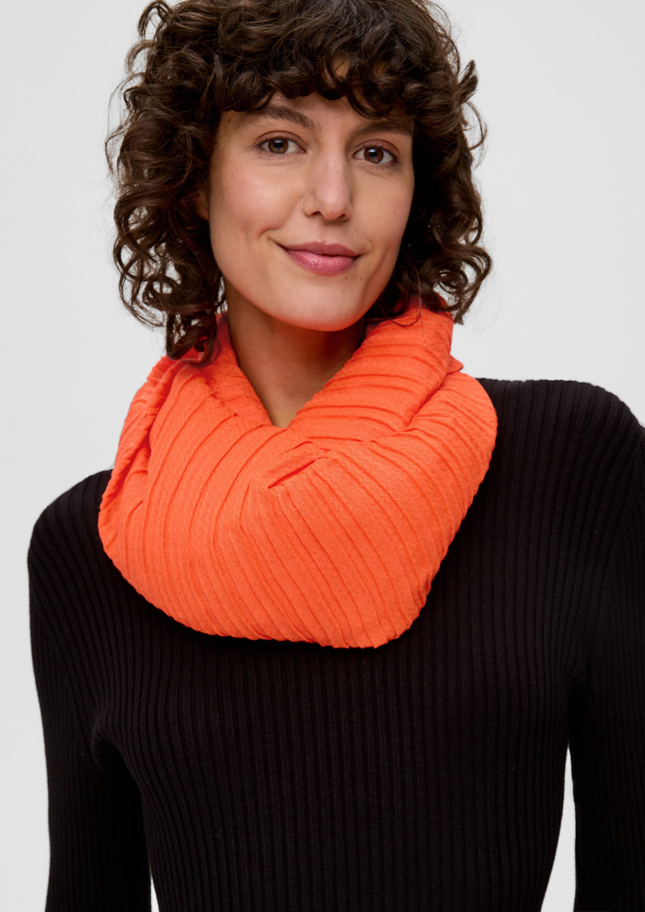 s.Oliver Schal Snood, Leichter Loop-Schal mit Plisseefalten