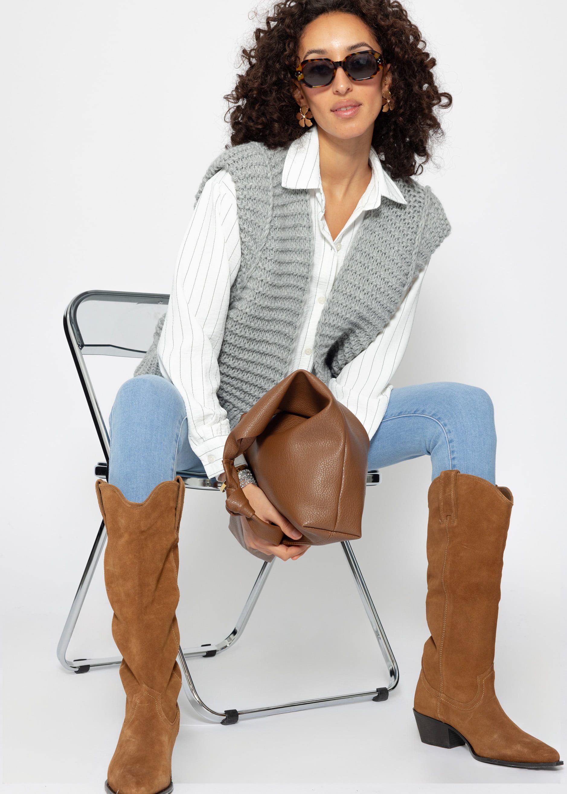 SASSYCLASSY Strickweste Strickweste Damen mit strukturierten Schultern Grobgestrickte ärmellose Strickweste mit betonter Schultersilhouette