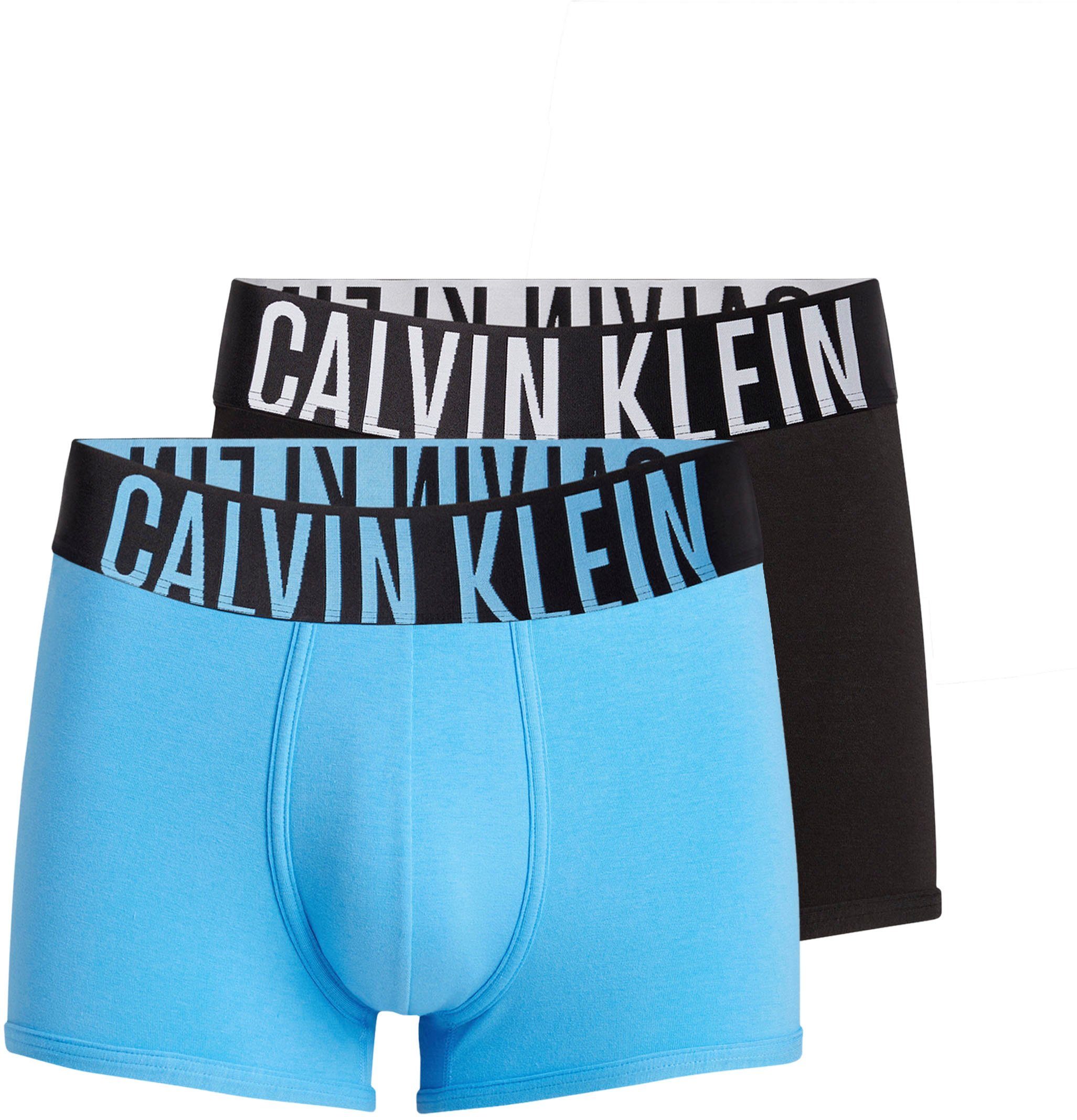 Calvin Klein Boxershorts (Packung, 2-St., 2er-Pack) mit kontrastfarbenen  Großbuchstaben im Wäschebund