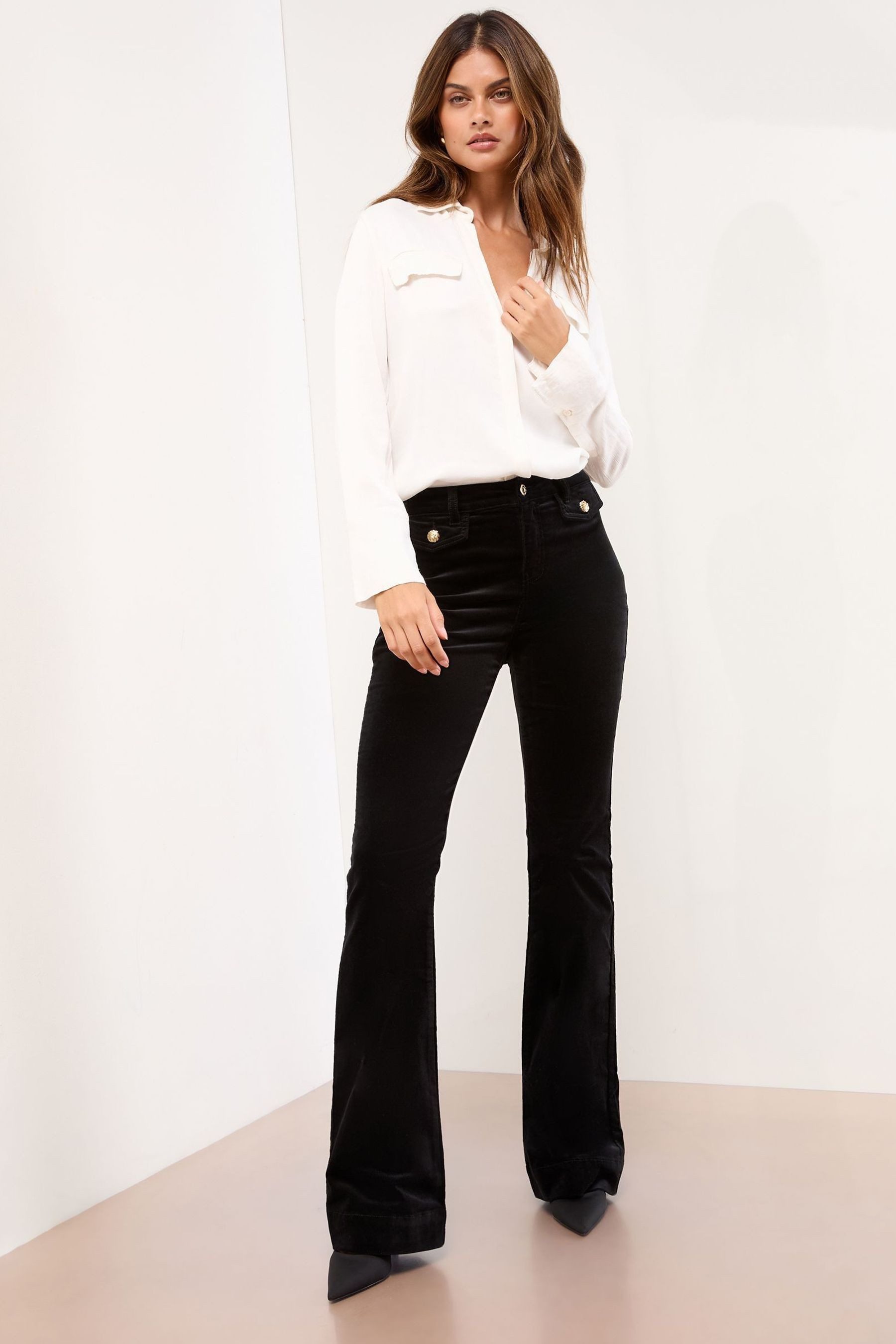 LIPSY Schlagjeans Lipsy Glamouröse Jeans mit Schlag (1-tlg)