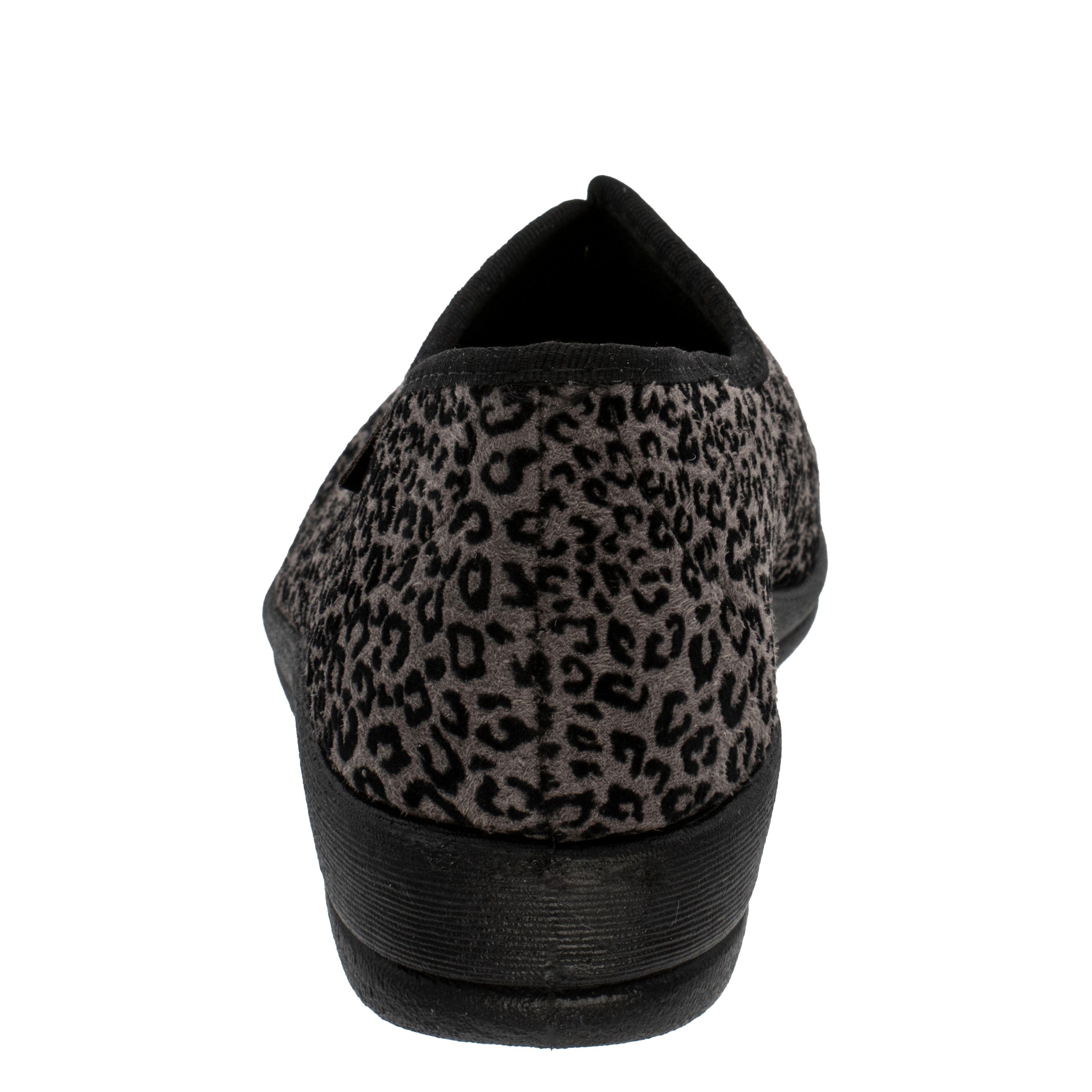 Fischer-Markenschuh Dora Hausschuh Leoprint, Weite H, Frotteefutter, Zum Schlupfen