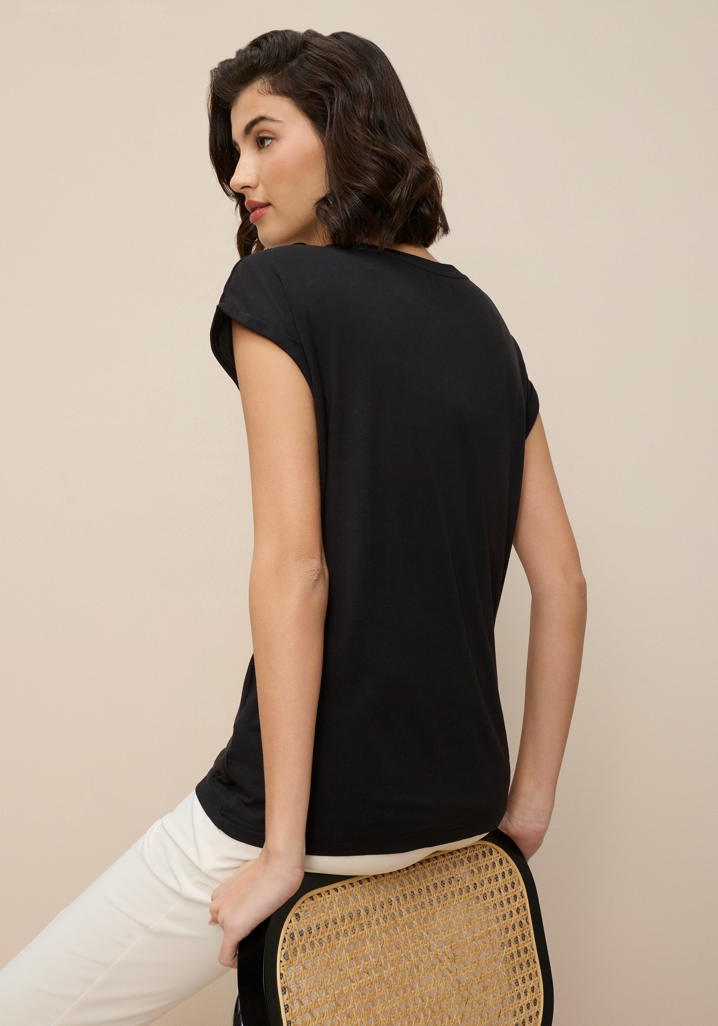 Tamaris T-Shirt Regular Fit, mit überlappenden Schultern, Kurzarm mit Aufschlag