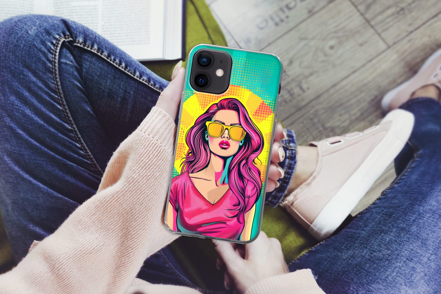 MuchoWow Handyhülle für Apple iPhone 12 Mini Sonnenbrille - Frau - Sonnig - Gelb, Smartphone-Bumper, Print, Handy Schutzhülle Dünn