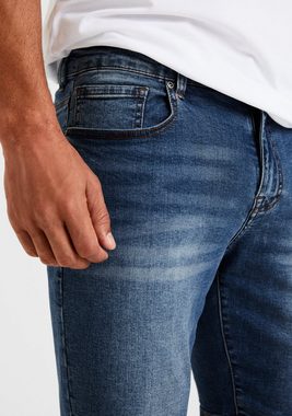 Buffalo Jeansshorts 5-Pocket, knielang, Shorts mit normaler Bundhöhe aus elastischer Denim-Qualität