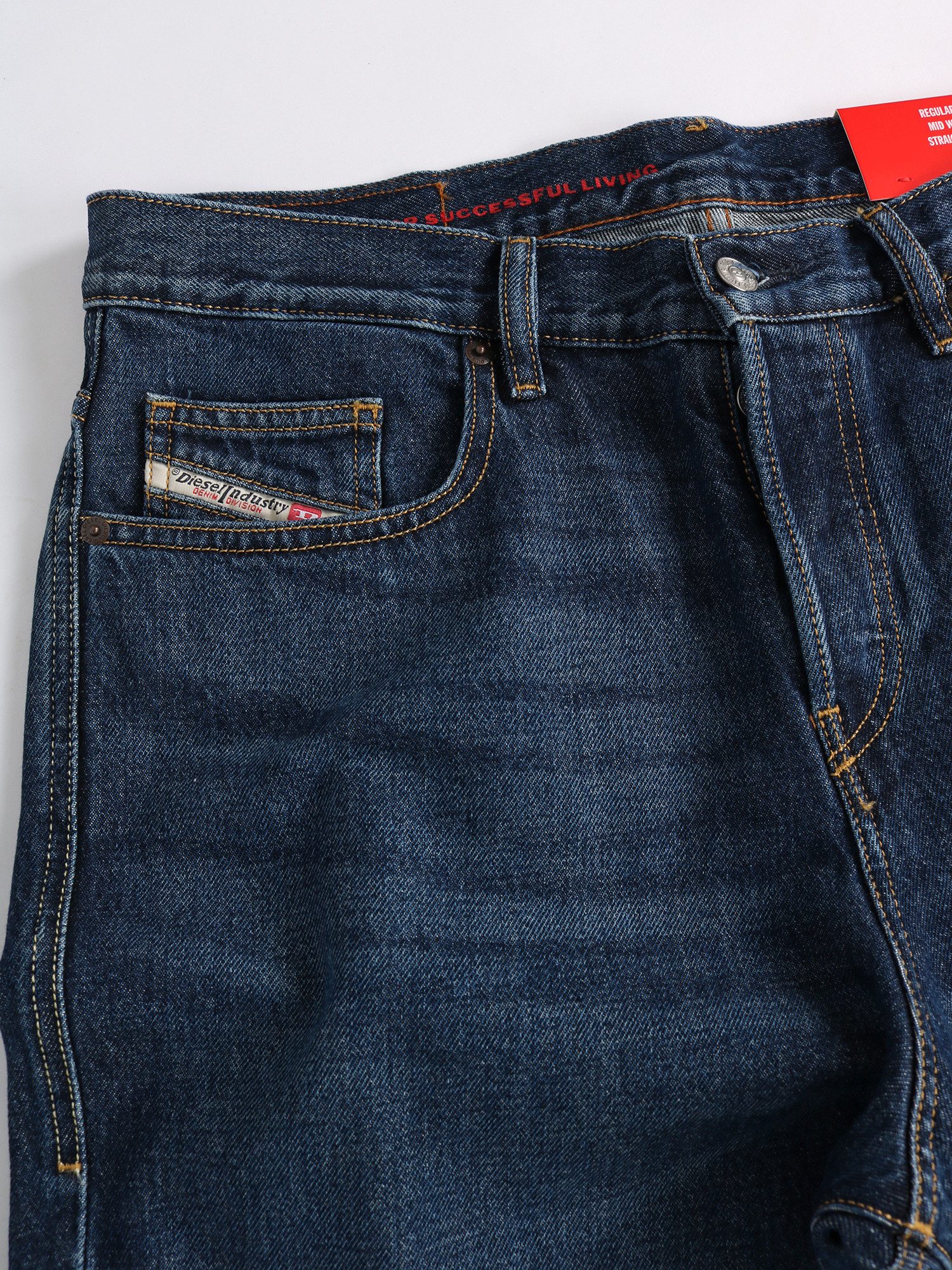 Diesel Straight-Jeans klassischer Regular Fit - 2020 D-Viker 09C03 bequemer Sitz, ohne Stretch