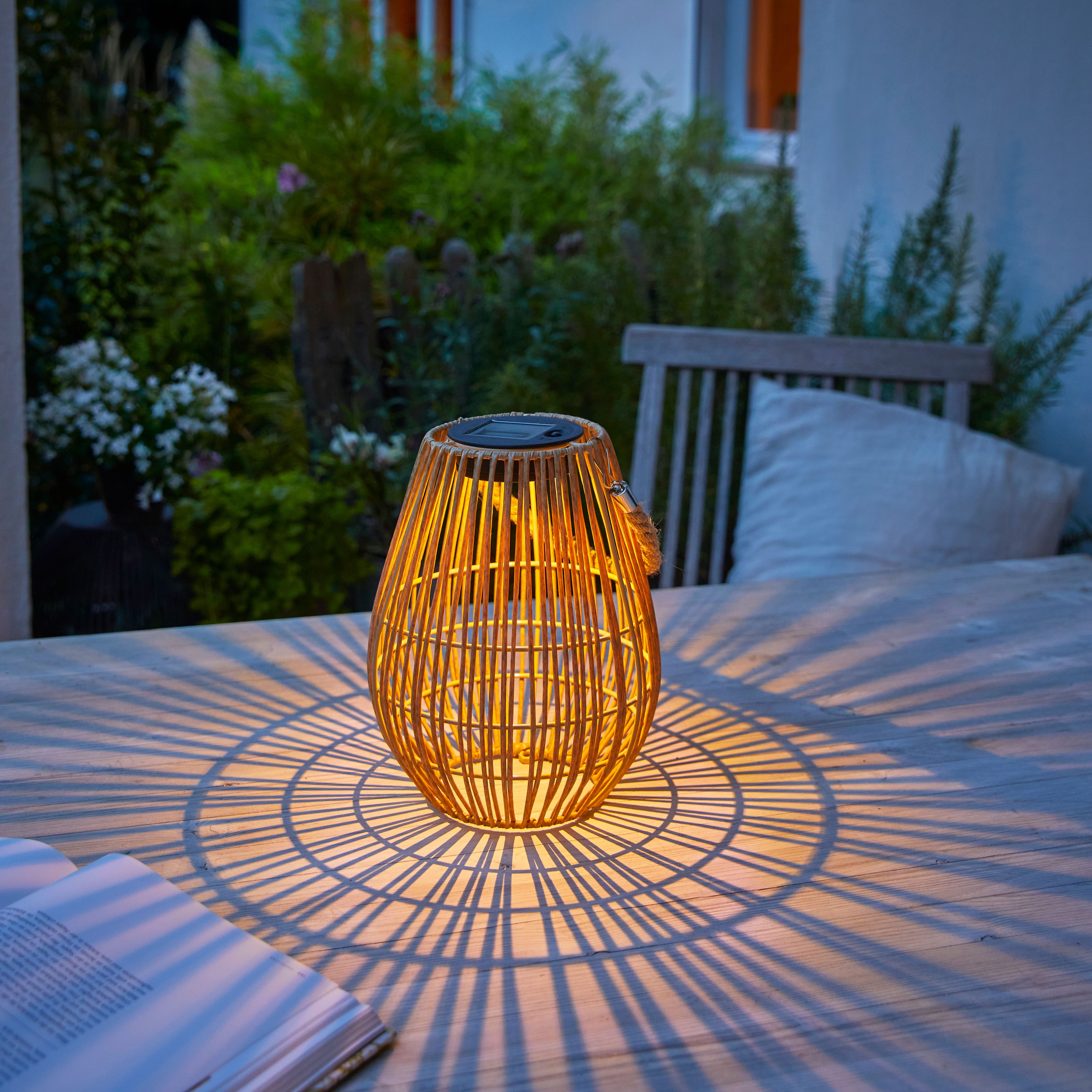 Northpoint LED Laterne Solar LED Laterne mit Farbwechsel für Garten und Balkon