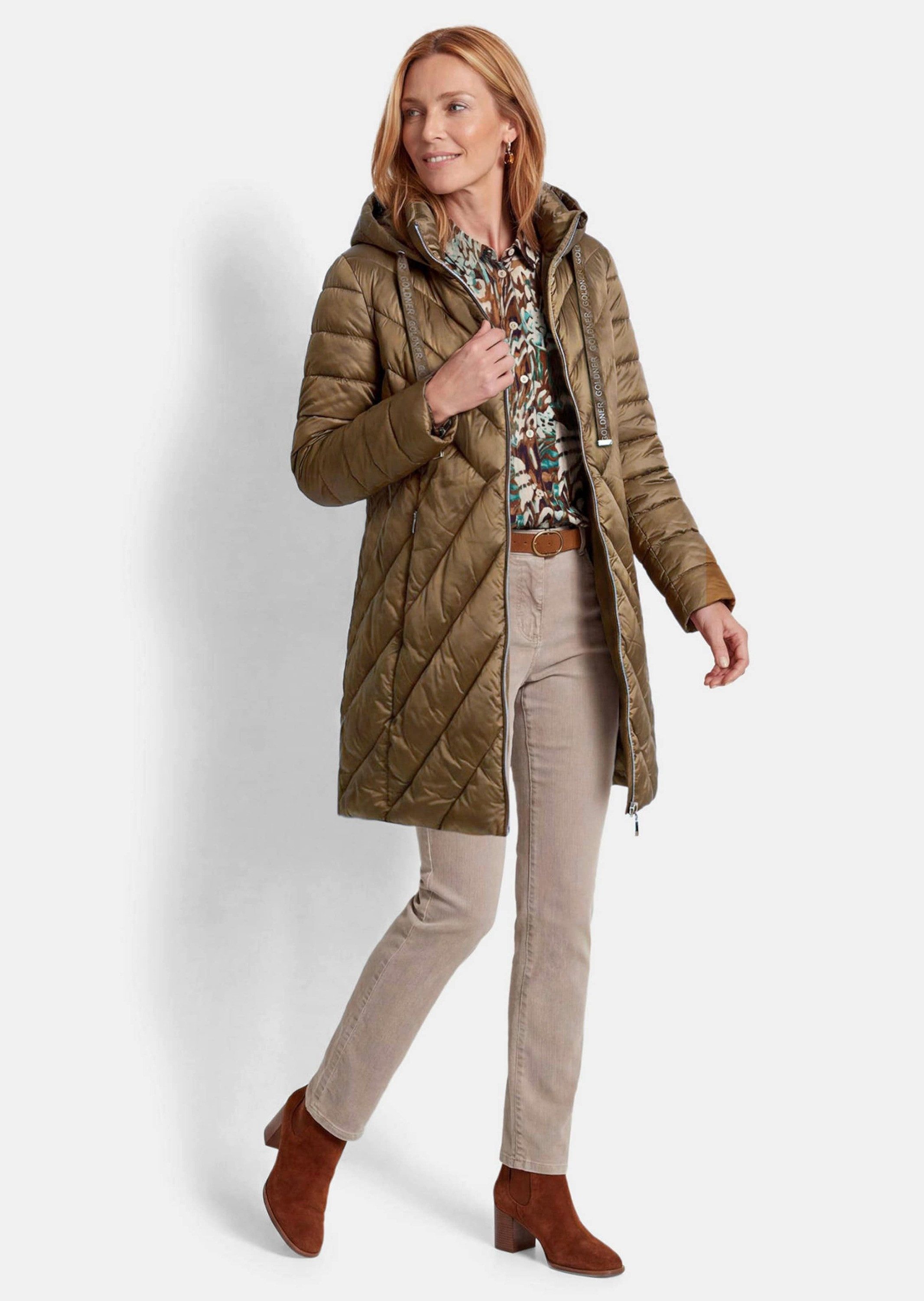 GOLDNER Outdoorjacke Kurzmantel mit Kapuze und Stehkragen Wattierte Steppjacke mit taillenformender Optik und Reißverschluss