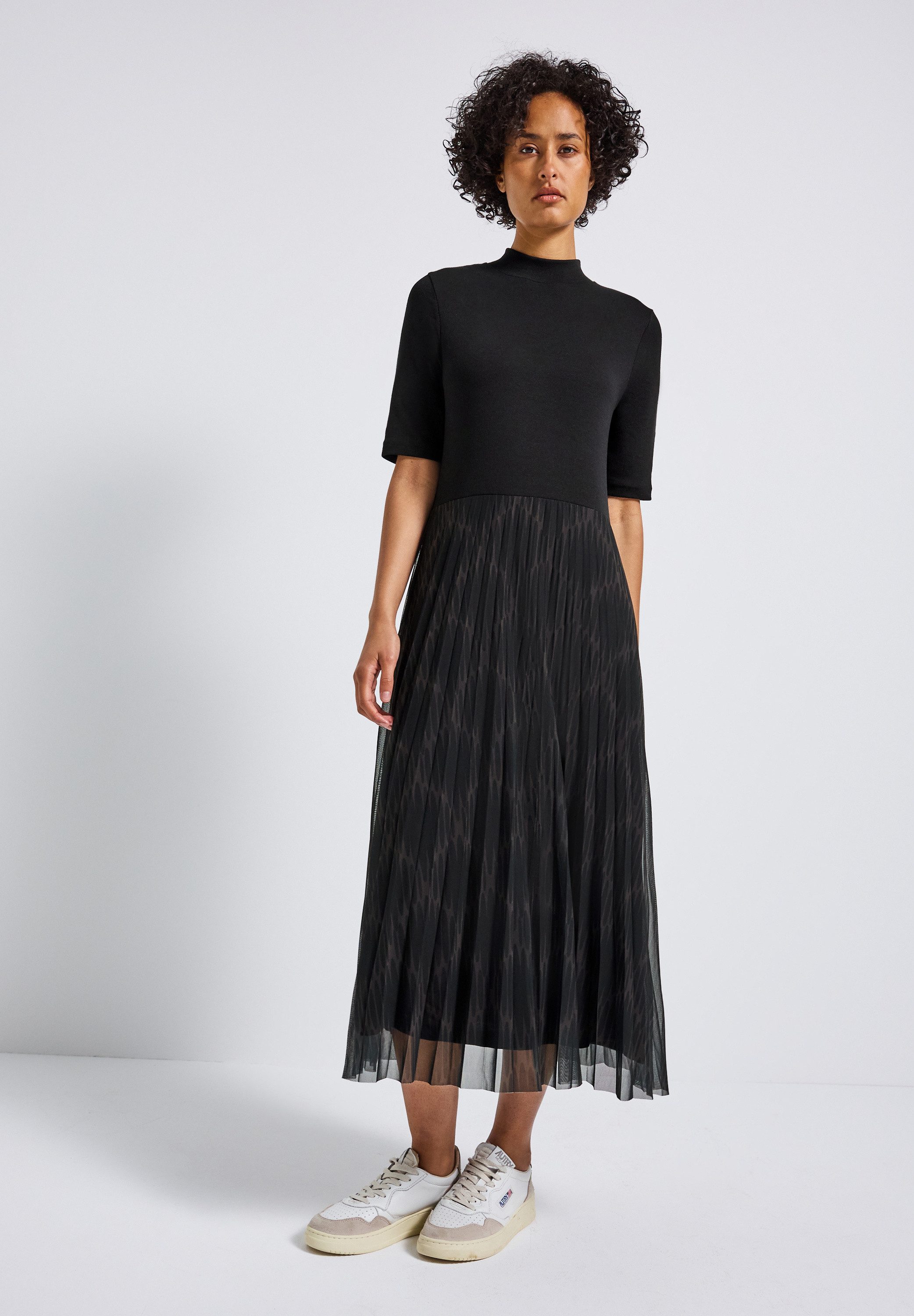 STREET ONE Midikleid mit plissiertem Rockteil günstig online kaufen