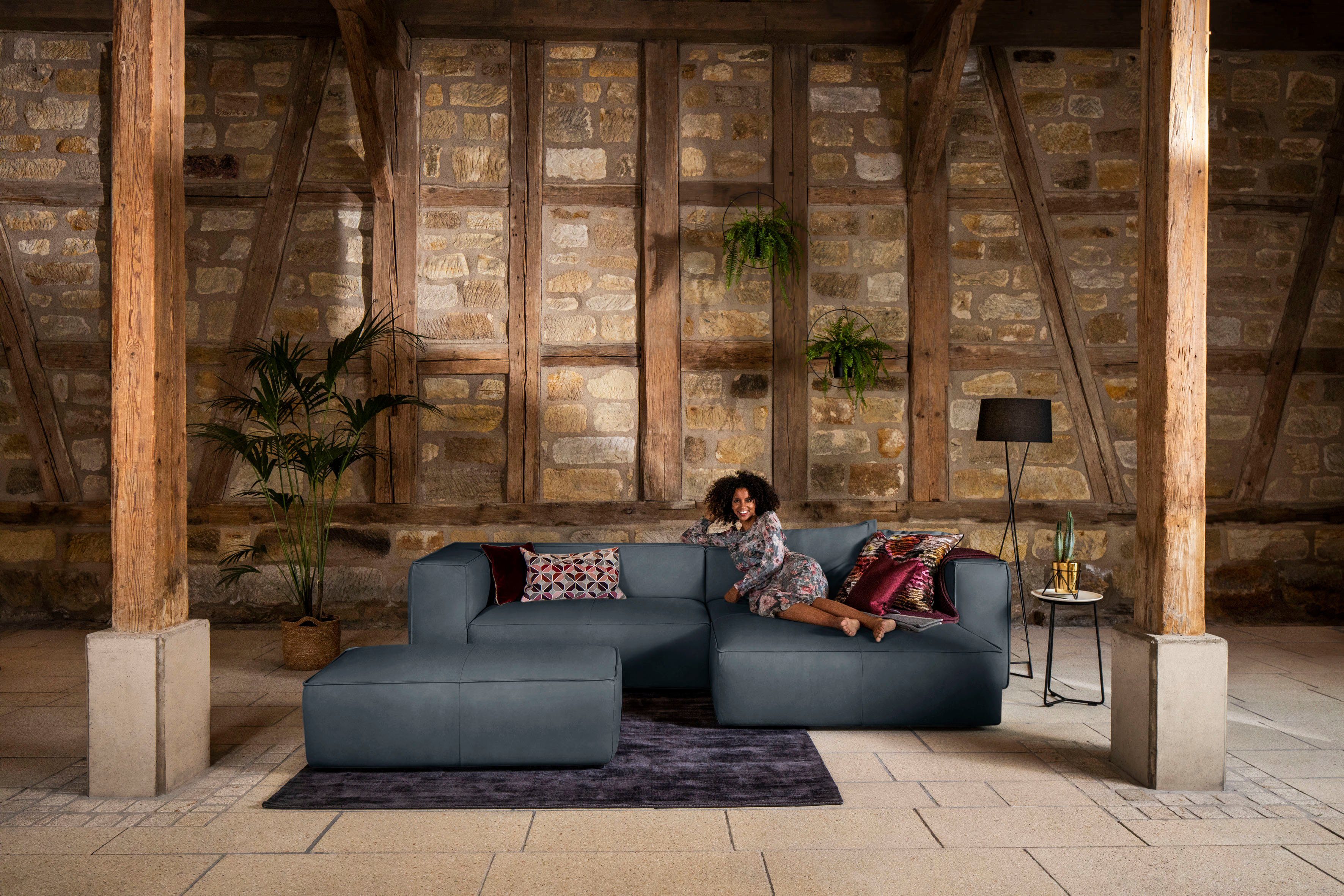W.SCHILLIG Ecksofa around-the-block Mega-Sofa & Hocker, viel Platz, Breite 300cm, L-Form, Spar-Set, inklusive Hocker, mit eleganter Biese, mit Federkern