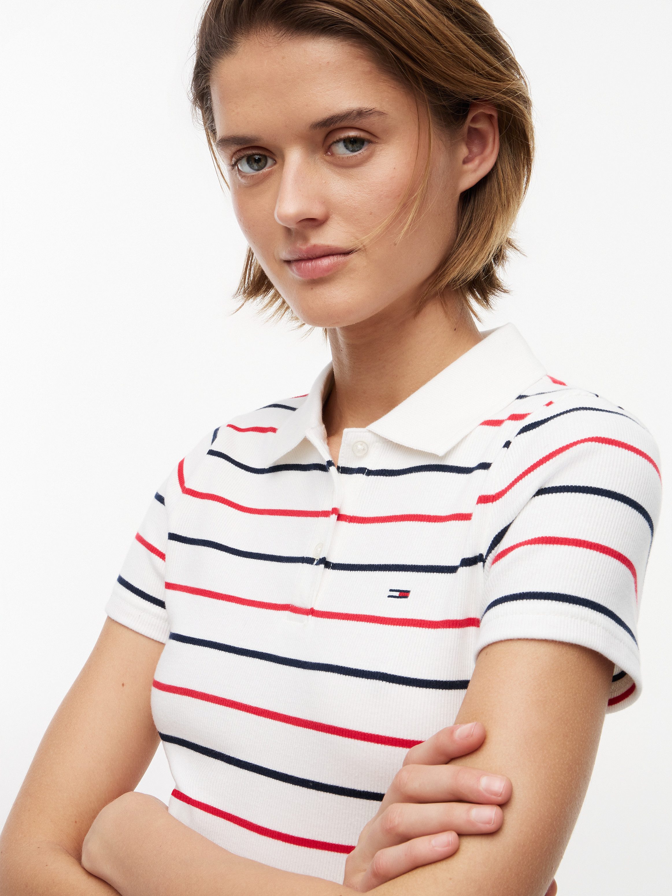 Tommy Jeans Poloshirt TJW SLIM RIB SS POLO mit gerippter Struktur