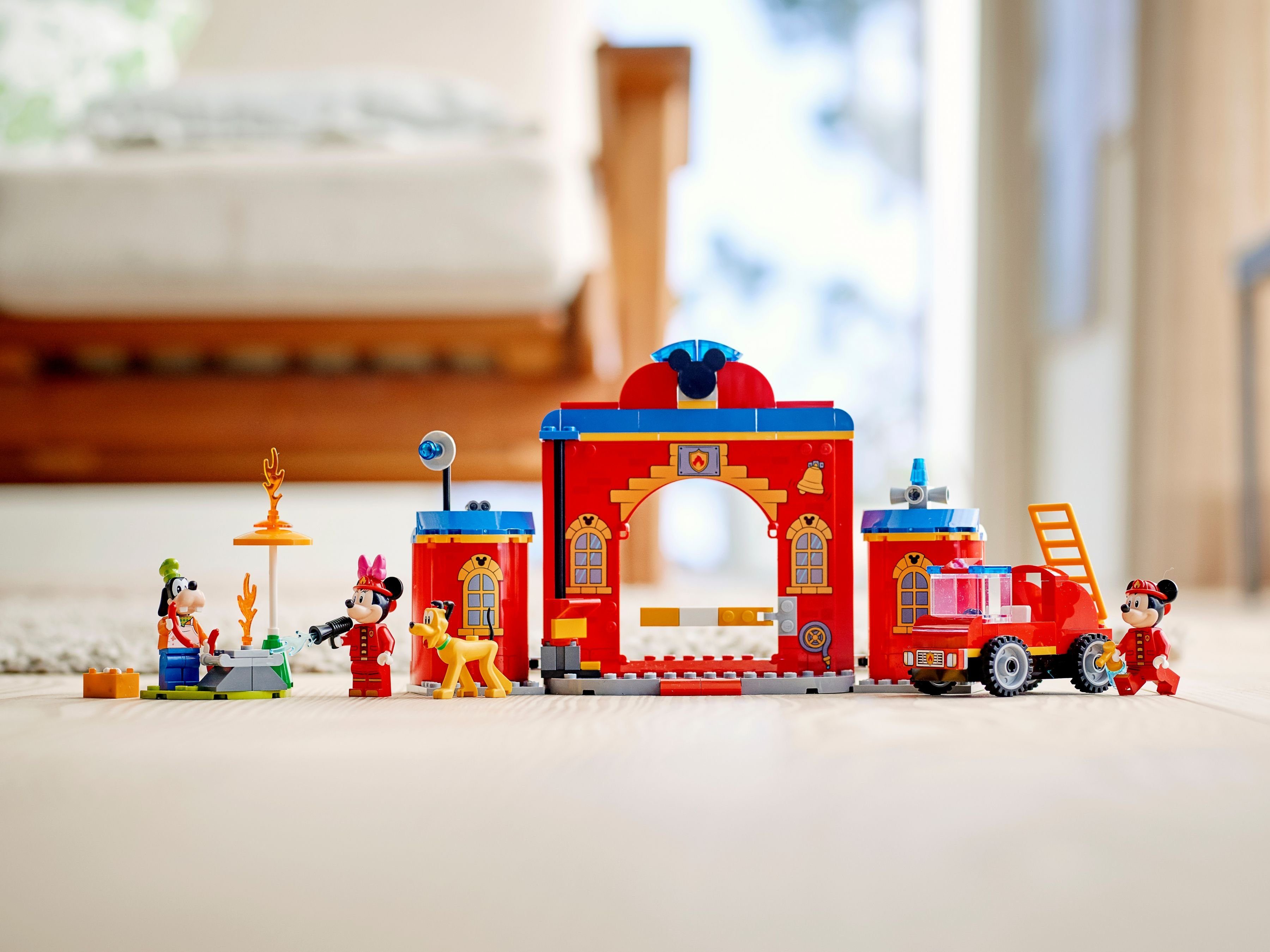 LEGO® Mickys Feuerwehrstation - and (144 LEGO® Disney™ - Mickey St) Friends und, Konstruktionsspielsteine