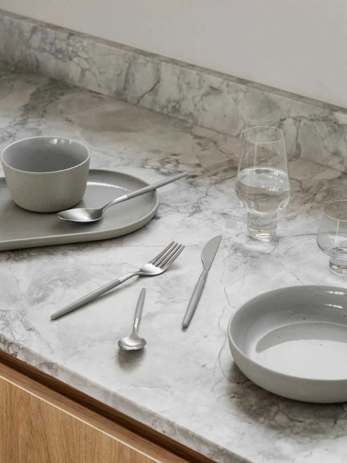 blomus Besteck-Set MAXIME (16-tlg), 4 Personen, Edelstahl, Kunststoff, matt, bebürstet, Griffe mit Kunststoffbeschichtung