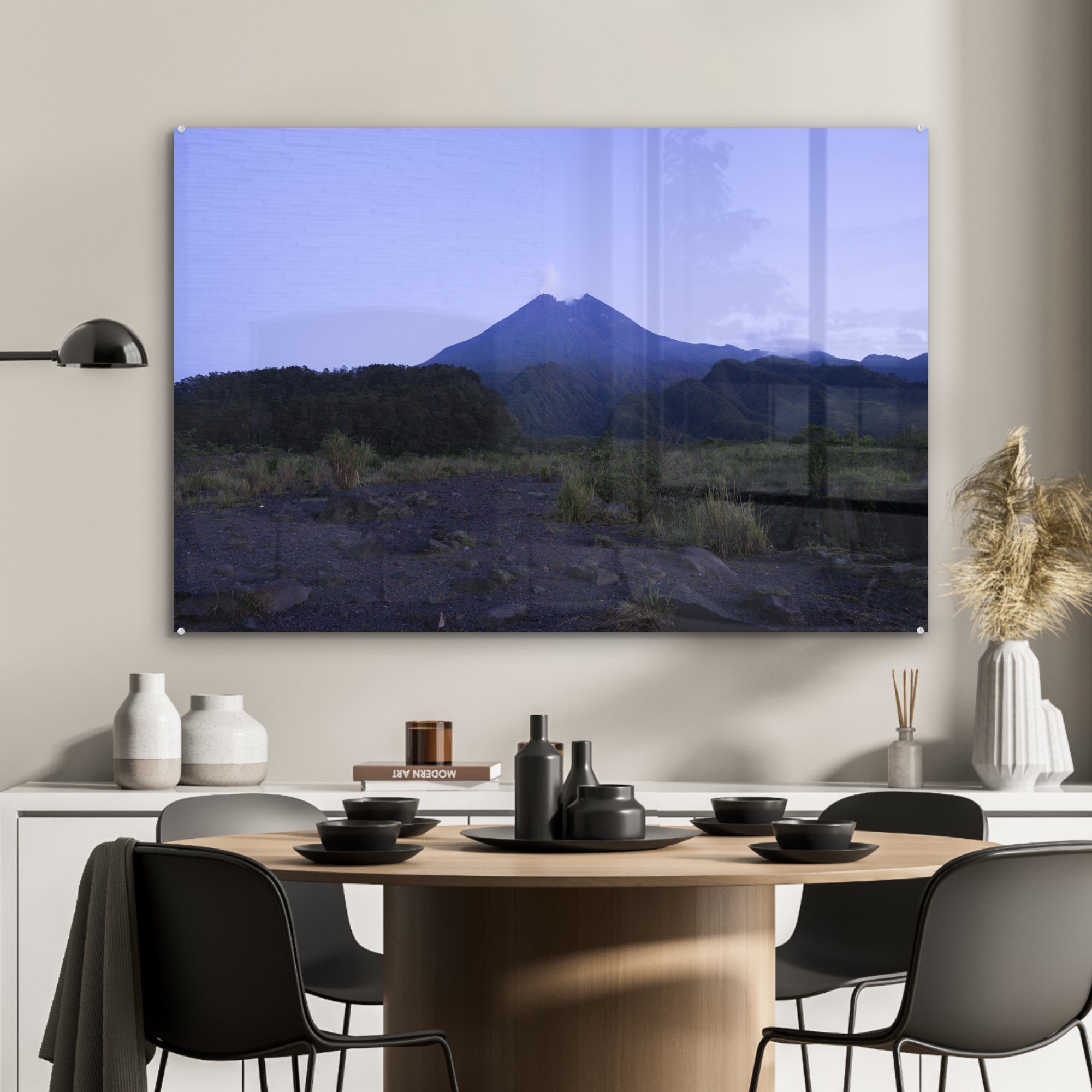 Acrylglasbild Merapi MuchoWow Der Indonesien, & blauen Acrylglasbilder Stunde Gunung St), in der (1 Wohnzimmer Berg Schlafzimmer in