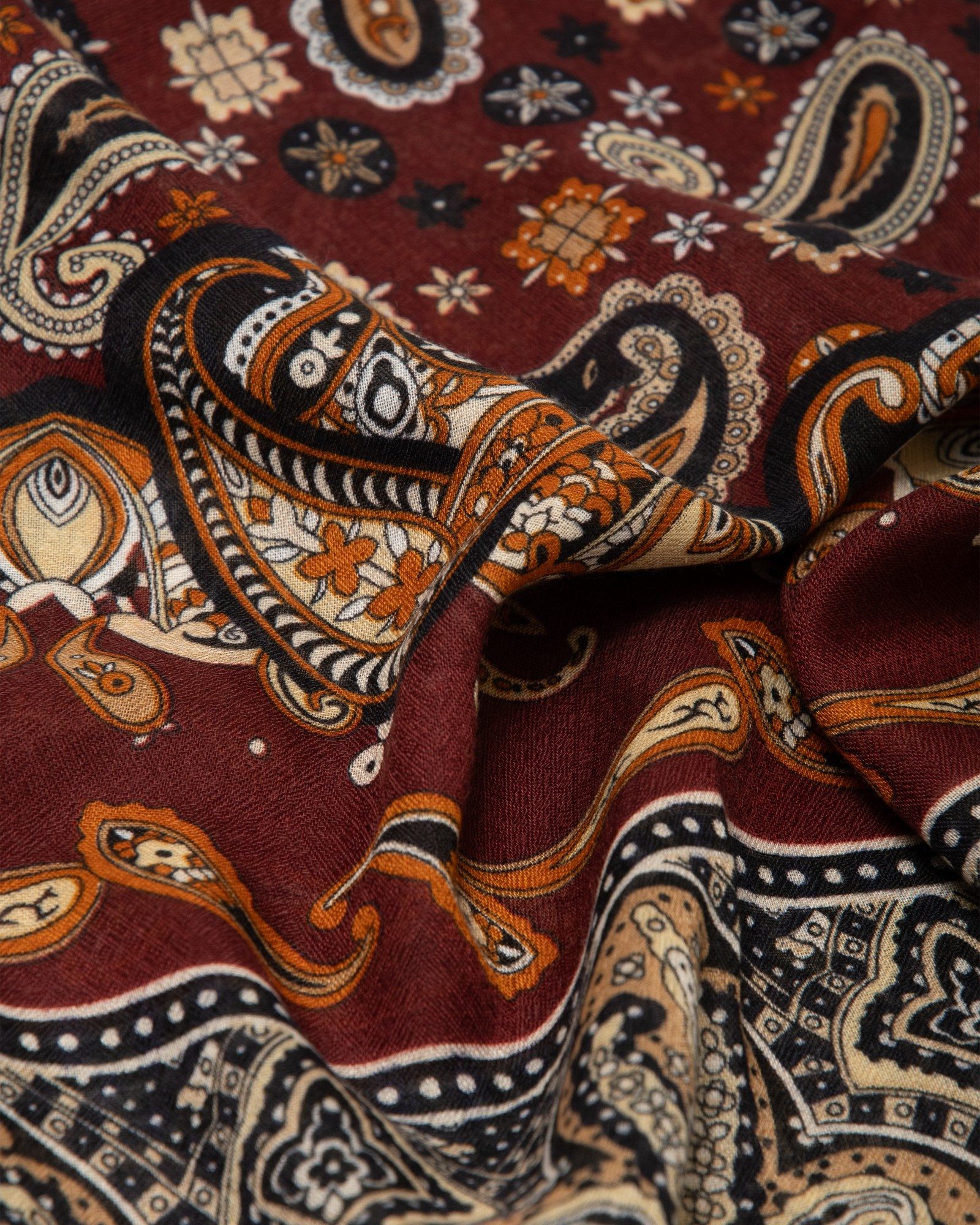 MayTree Modeschal Großes Modetuch Cashmere Feeling 130x130cm Paisley, (Stück, 1-St)