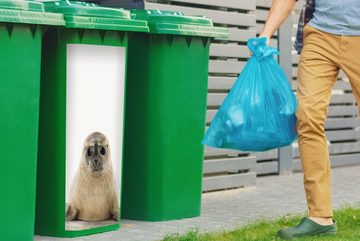 MuchoWow Wandsticker Robbe - Tiere - Kinder - Jungen - Mädchen - Kinder (1 St), Mülleimer-aufkleber, Mülltonne, Sticker, Container, Abfalbehälter