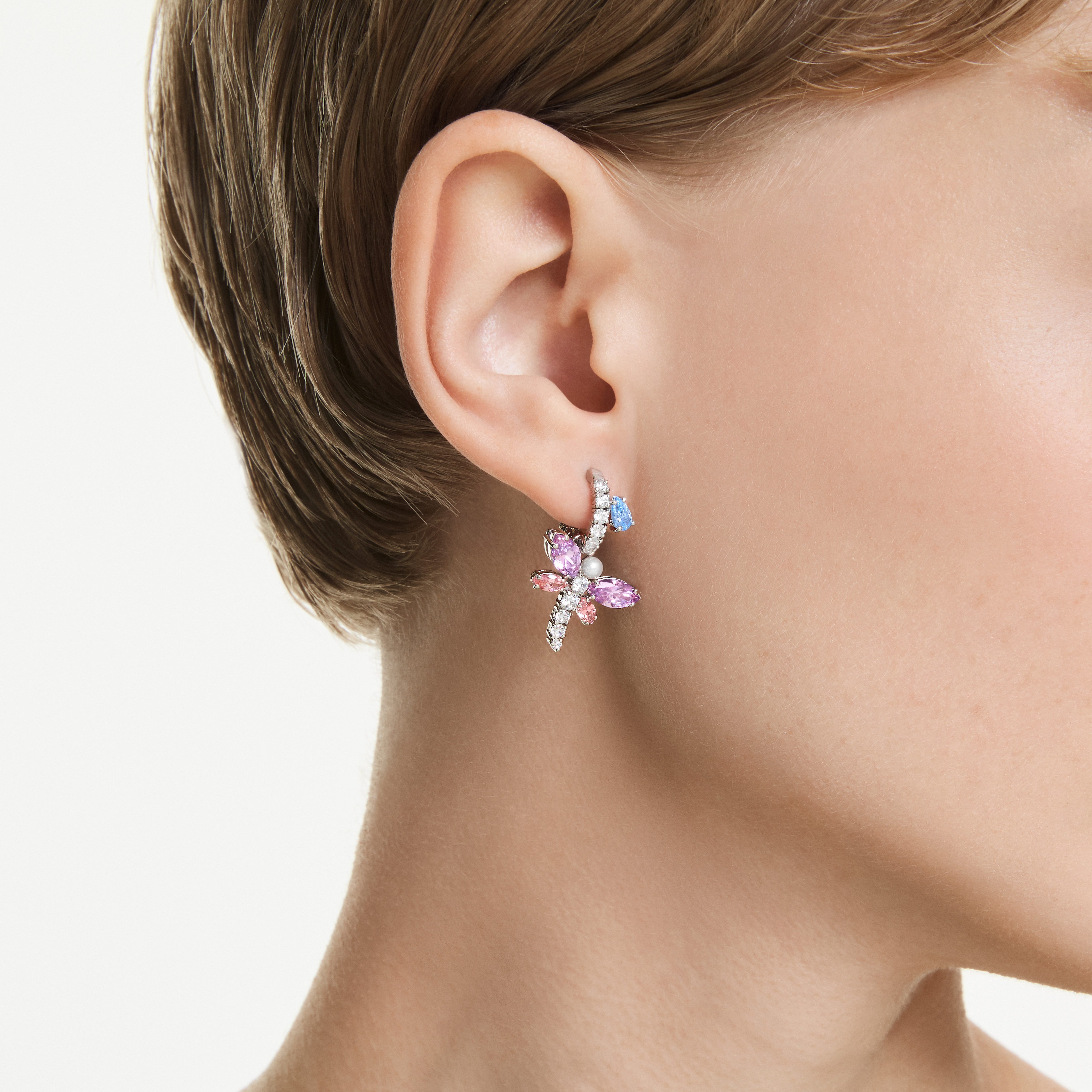 Swarovski Paar Ohrstecker Schmuck Geschenk 2026 CAPSULE Ohrringe Libelle, mit Swarovski® Kristall - mit Swarovski® Perle – Bild 5 von 5