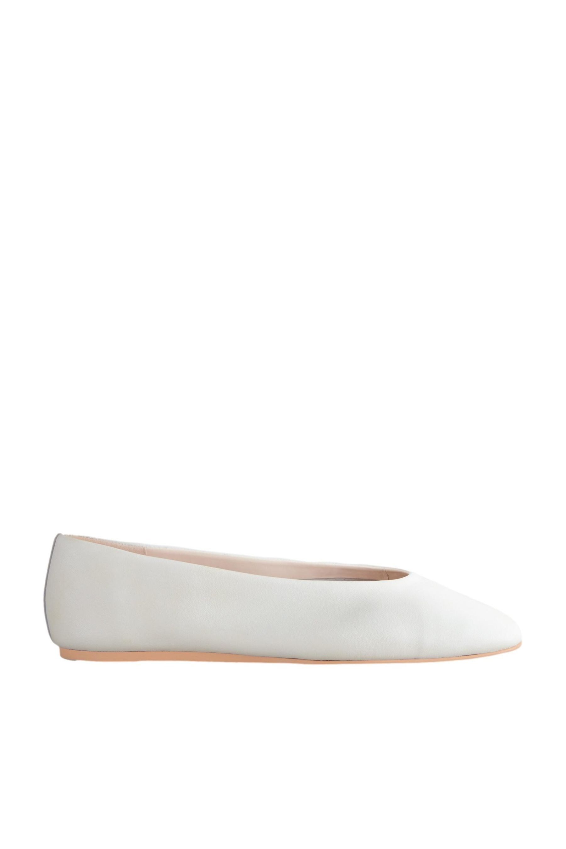 Next Forever Comfort® Lederballerinas mit runder Spitze Ballerina (1-tlg)