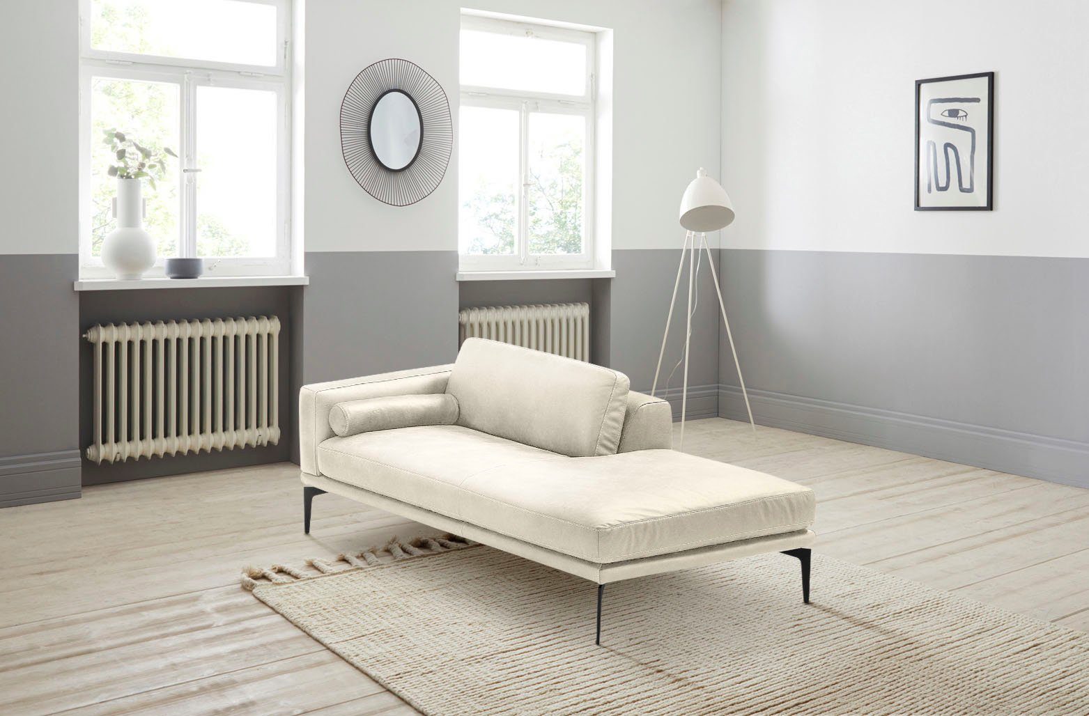 Egoitaliano Ottomane Masu, Design trifft super Sitzkomfort, mit toller Detailverarbeitung, Rückenkissen und Armteilrolle für mehr Komfort, mit Metallfüßen