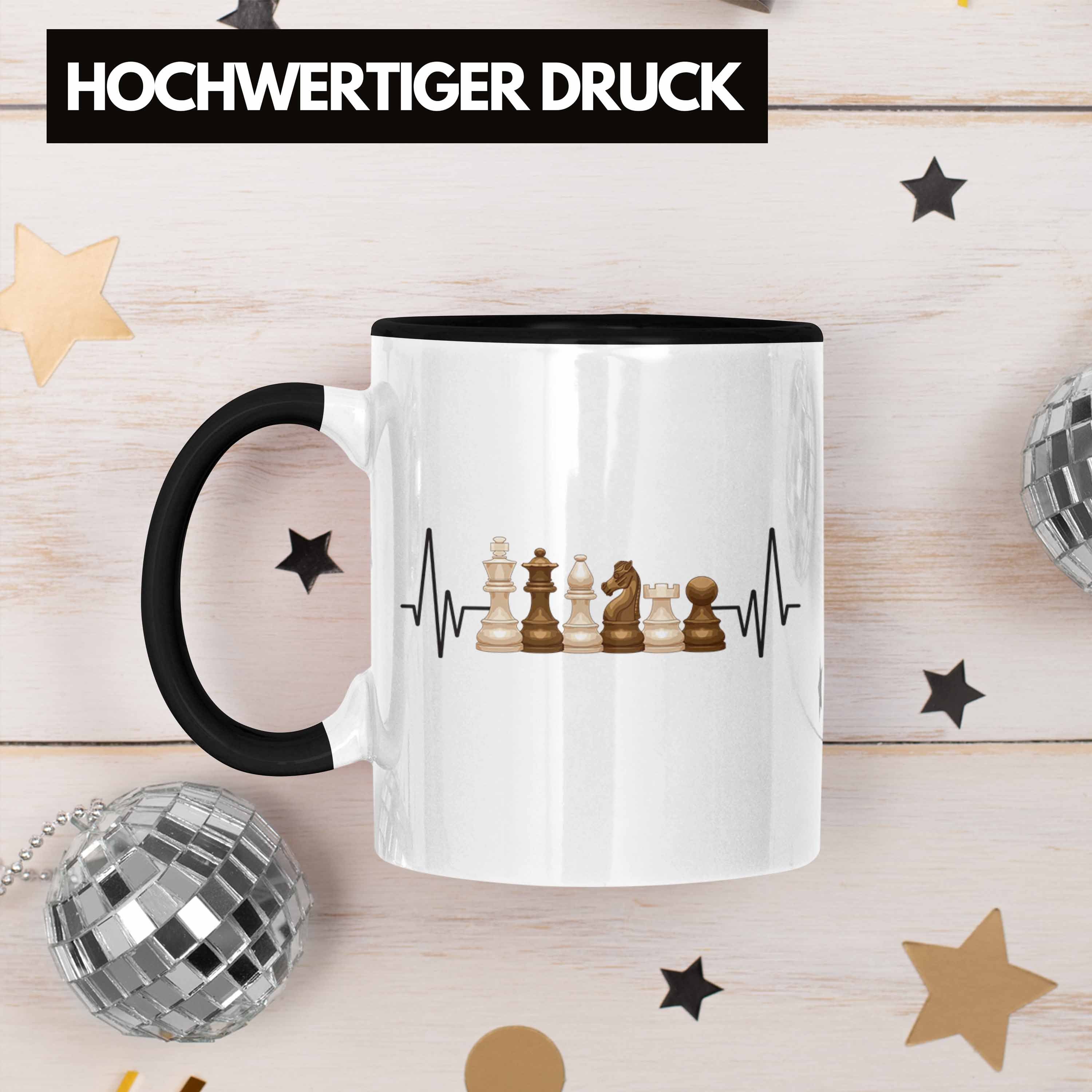 Trendation Tasse Trendation - Schach Schwarz Geschenk Tasse für Schachspieler Hobby Herzschlag