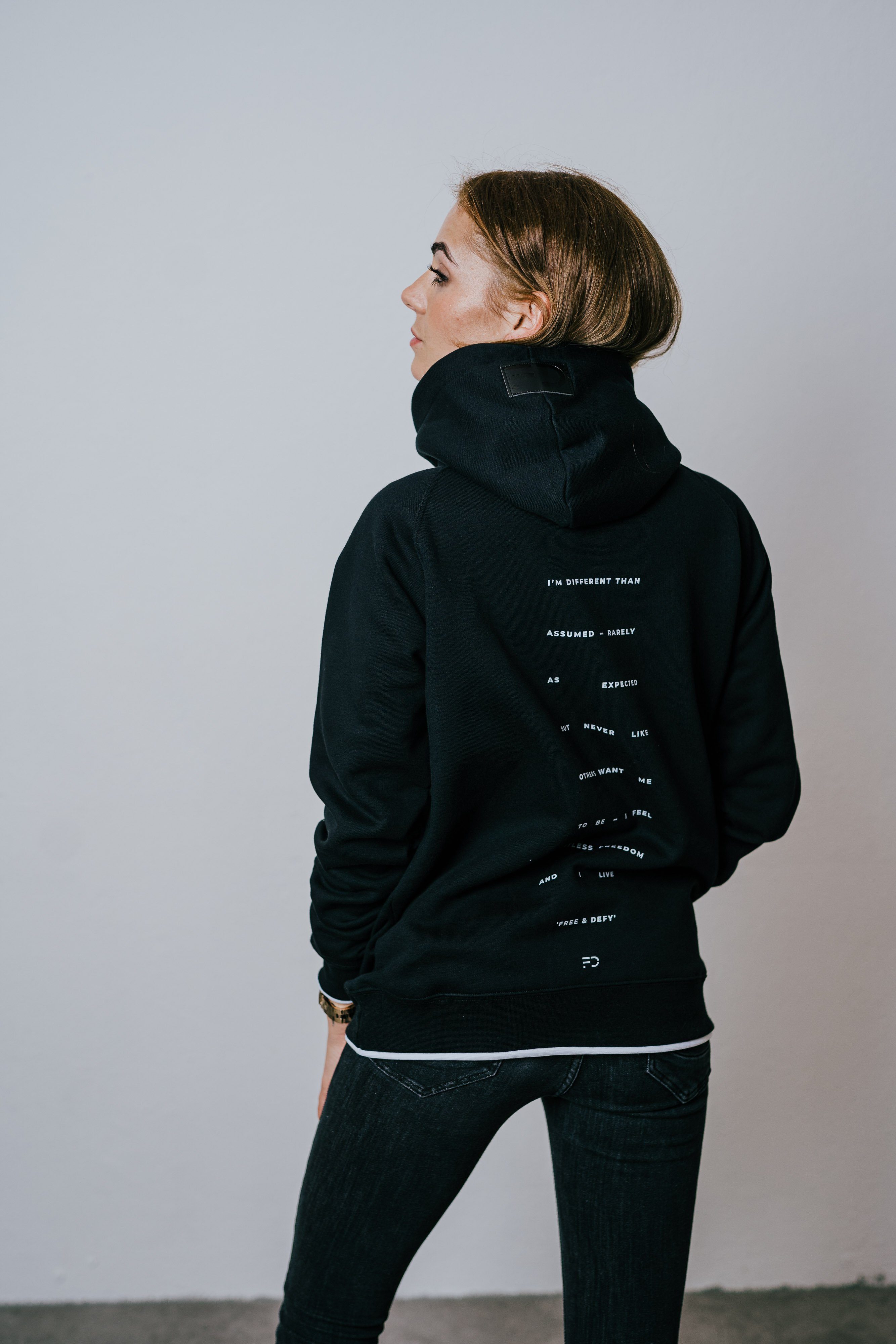 ORIGIN BIOBAUMWOLLE FREE & DEFY REGULAR Hoodie Schwarz