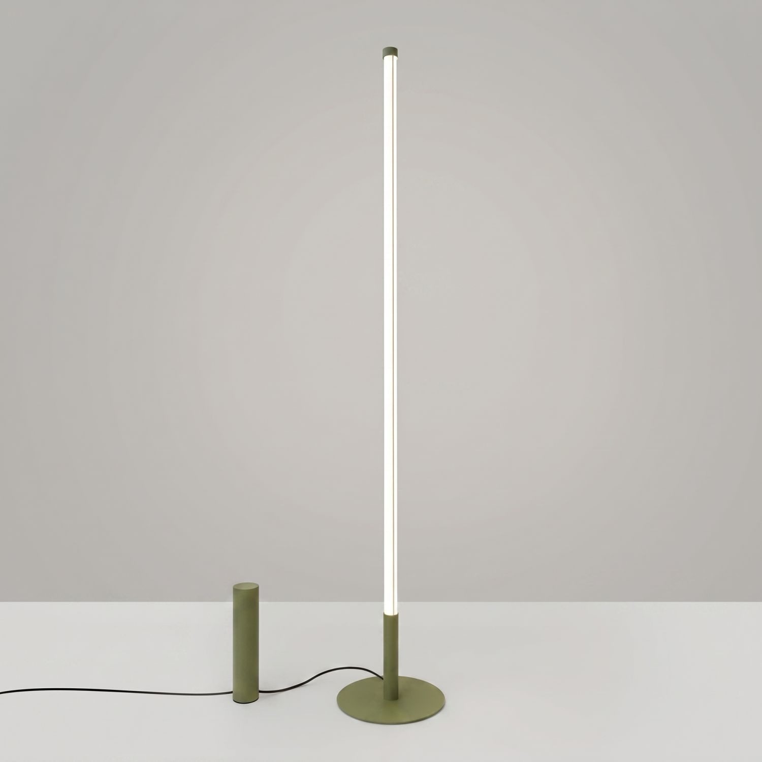 Licht-Erlebnisse Stehlampe ORSAY, LED fest integriert, Neutralweiß, Metall LED Dimmer 150 cm Olivgrün rund 4000 K 4710 lm Modern