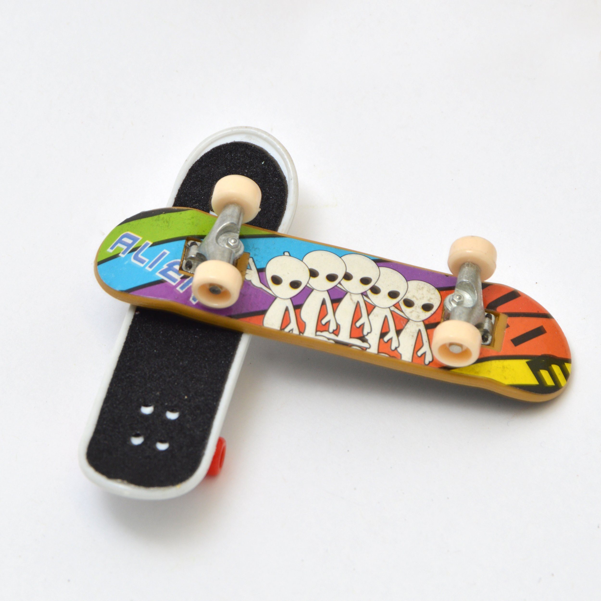 Apollo Miniskateboard Fingerboard Rampen Set mit Boards und Rampe (Set), inkl. Mini Komplett-Board und Mini-Rampe