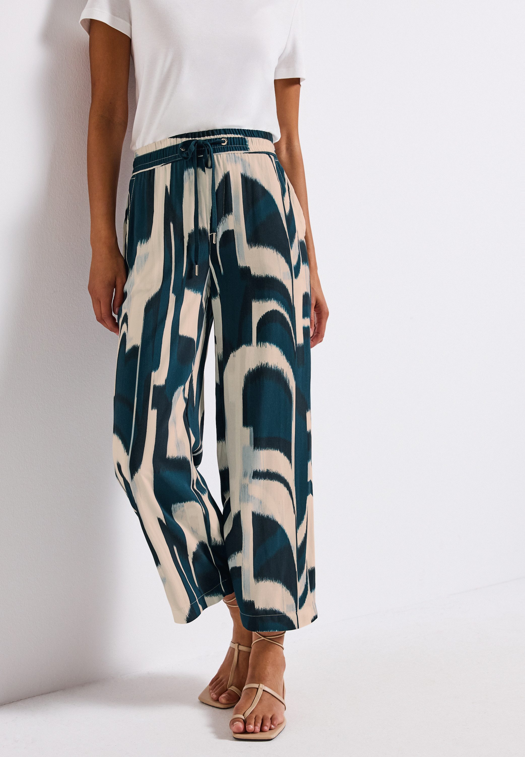 STREET ONE Stoffhose Style Emee mit günstig online kaufen
