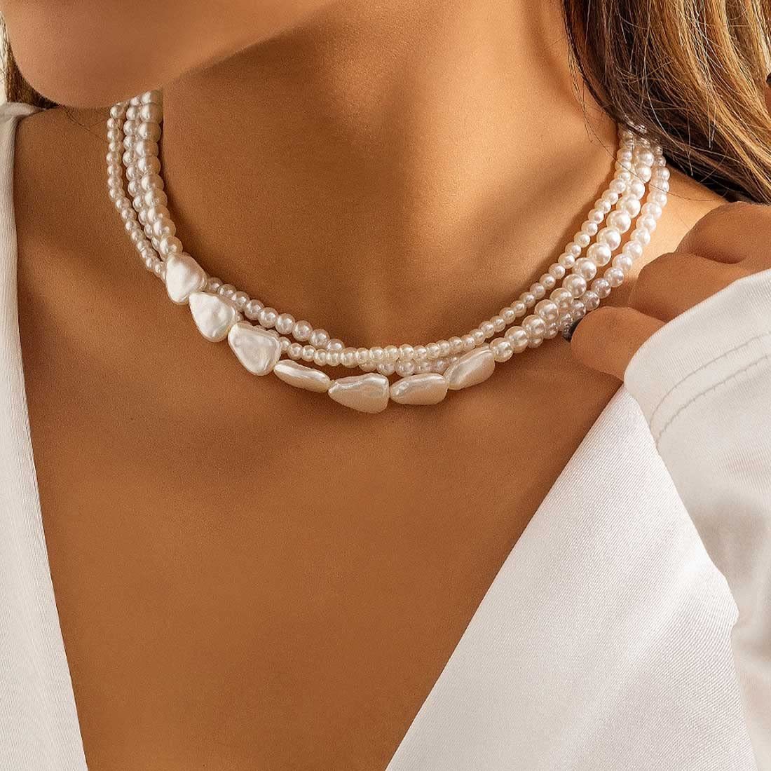 MOPUEA Kette mit Anhänger Halskette Kette Modeschmuck, Damen mehrlagige Halskette (Vintage-Perlen-Choker-Halskette für Damen, 1-tlg., einfache, zarte Perlen-Hal – Bild 2 von 5