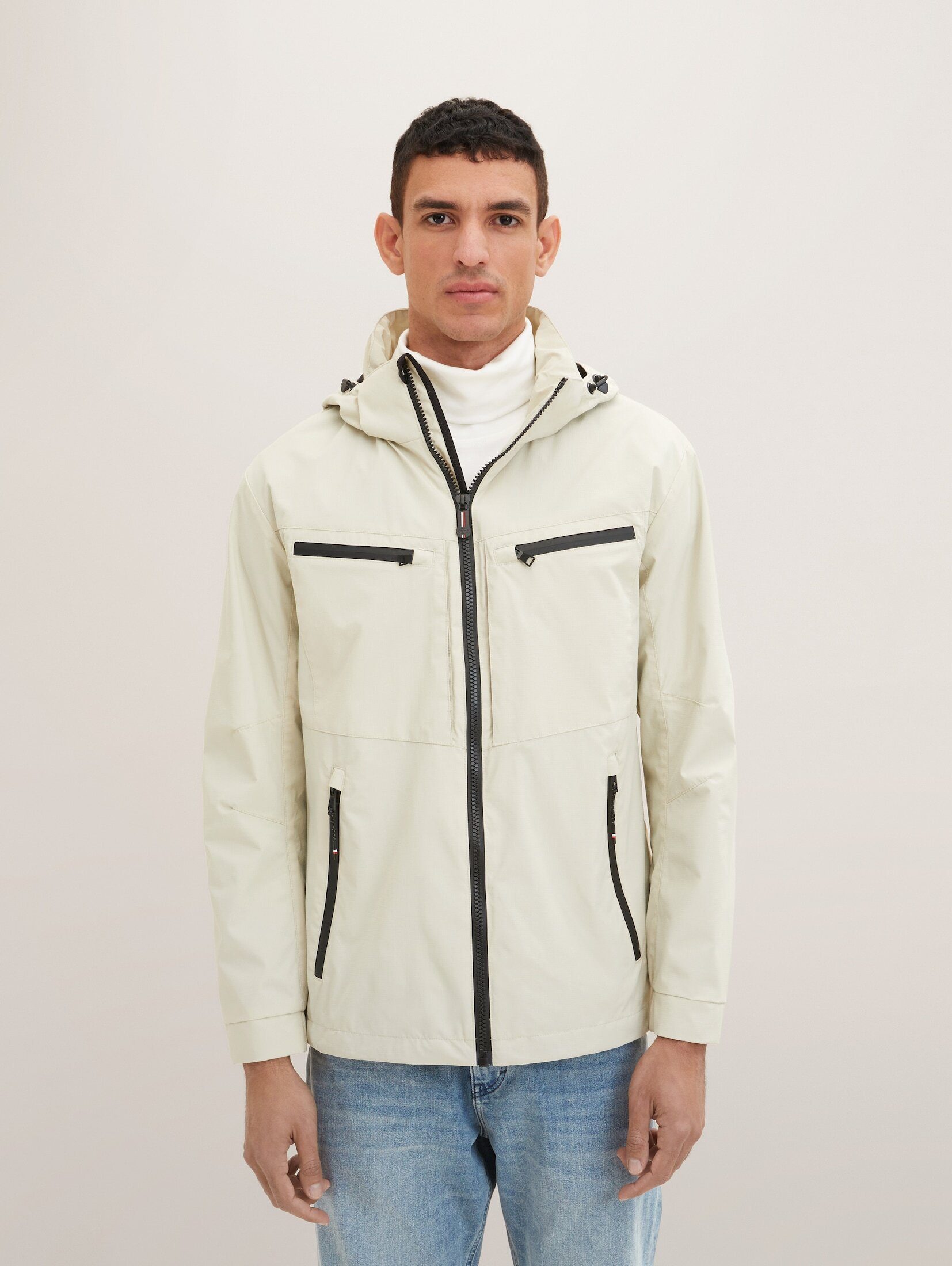 Outdoorjacke Jacke mit abnehmbarer Kapuze 