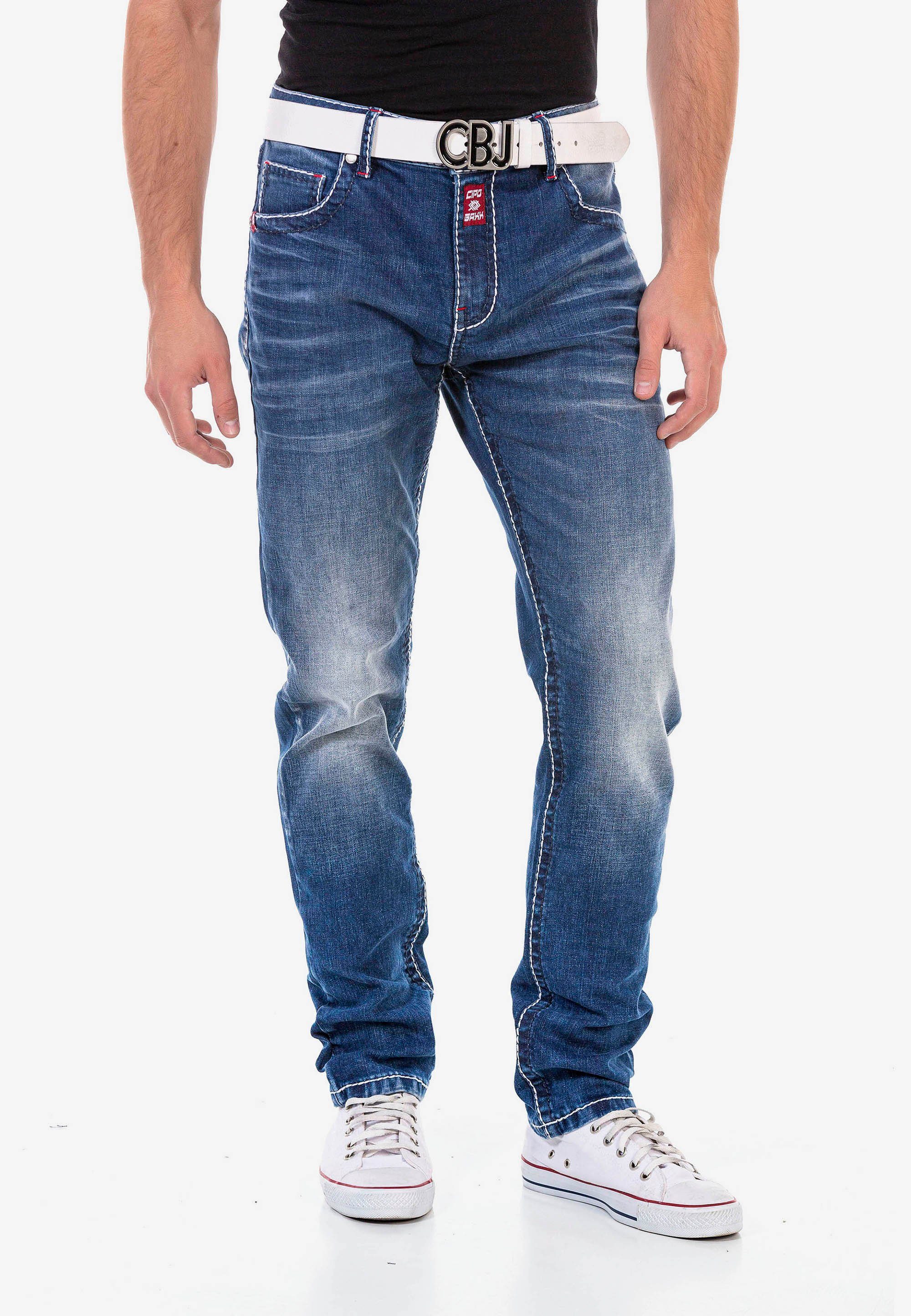 Cipo & Baxx klassischen Straight-Jeans 5-Pocket-Style im