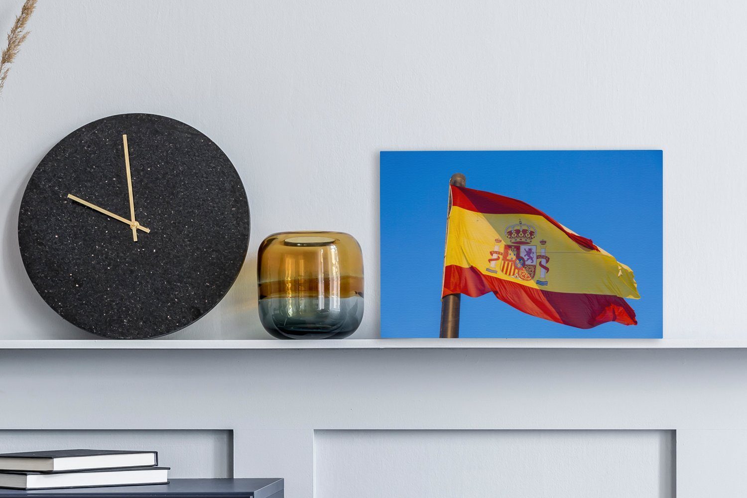 von St), Leinwandbild Aufhängefertig, Nationalflagge 30x20 Wanddeko, (1 cm Wandbild OneMillionCanvasses® Spanien, Die Leinwandbilder,