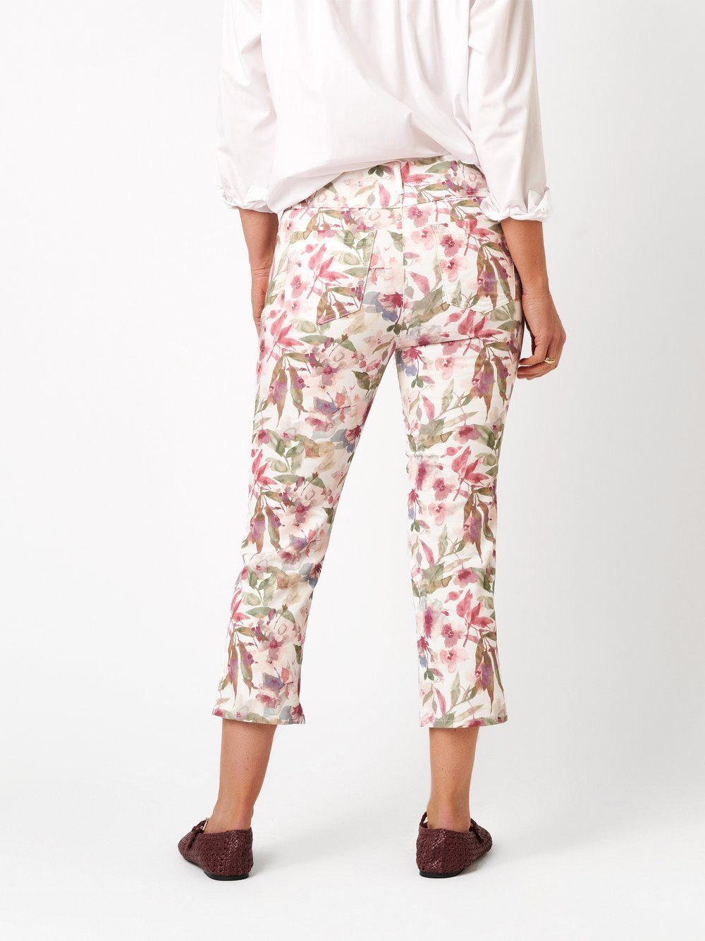 Relaxed by TONI Stretch-Hose Meine beste Freundin 3/4 mit Blütenprint