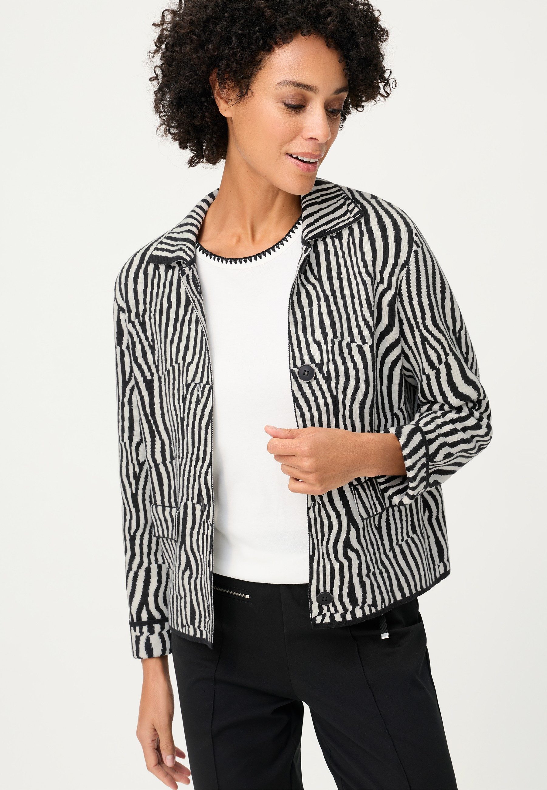 Olsen Cardigan mit Hemdblusenkragen und Allover-Dessin